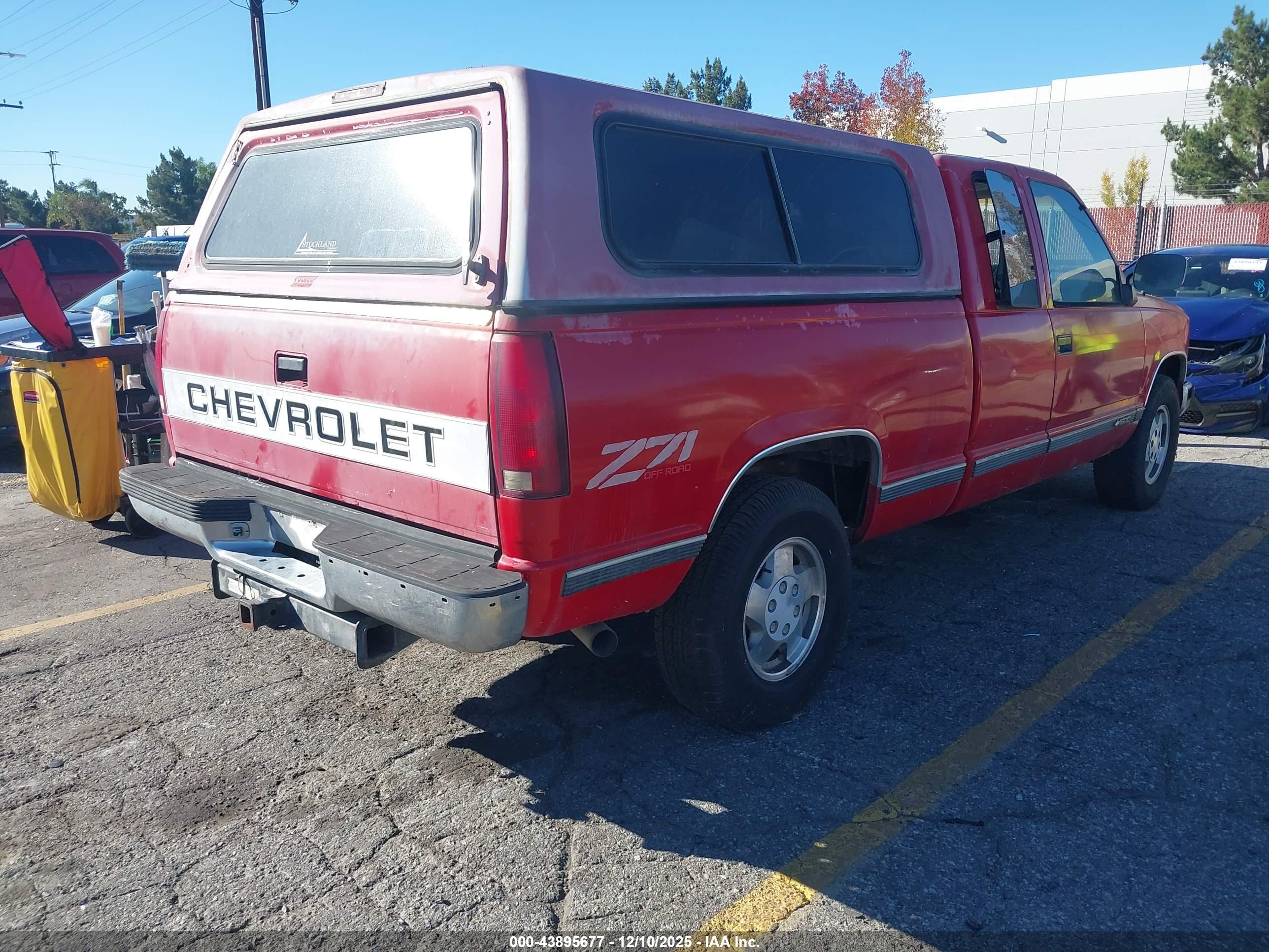 CHEVROLET GMT-400 image 4