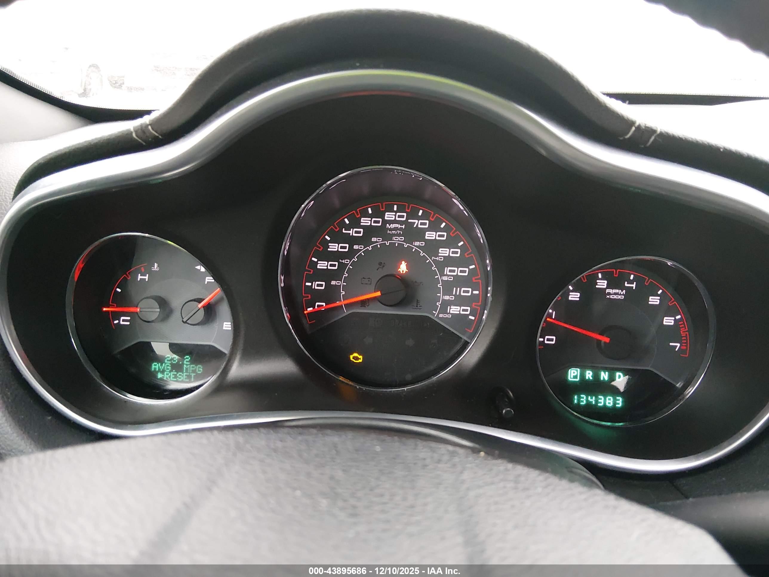 DODGE AVENGER image 7