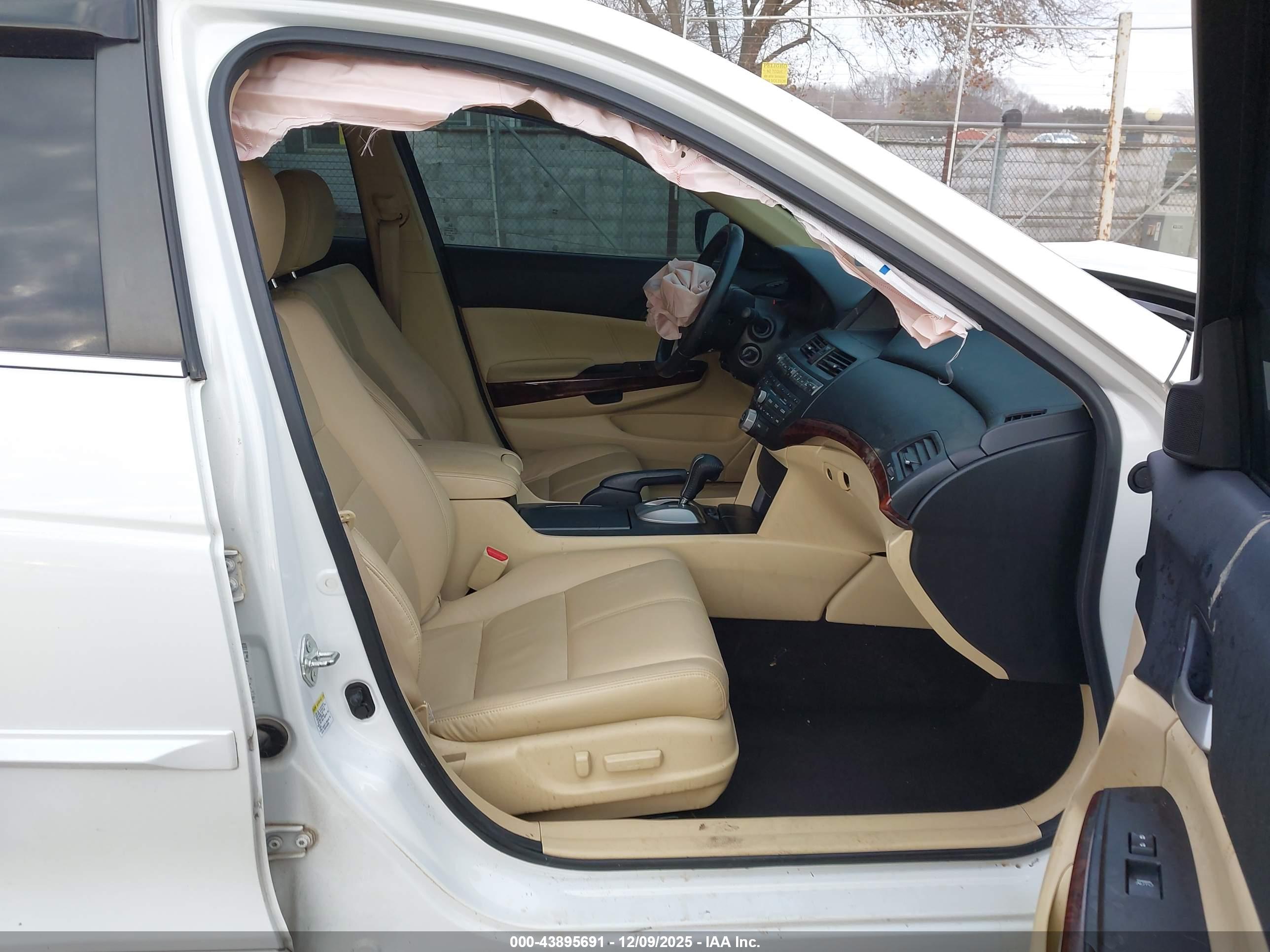 HONDA ACCORD image 5