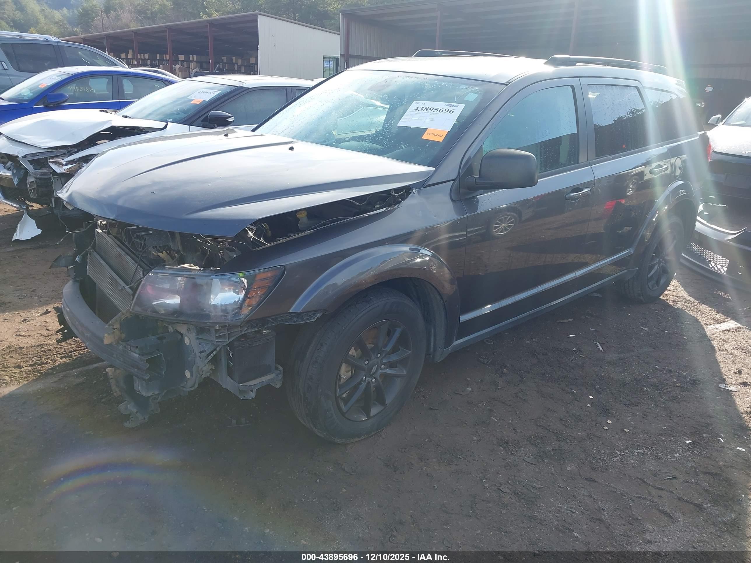 DODGE JOURNEY image 2
