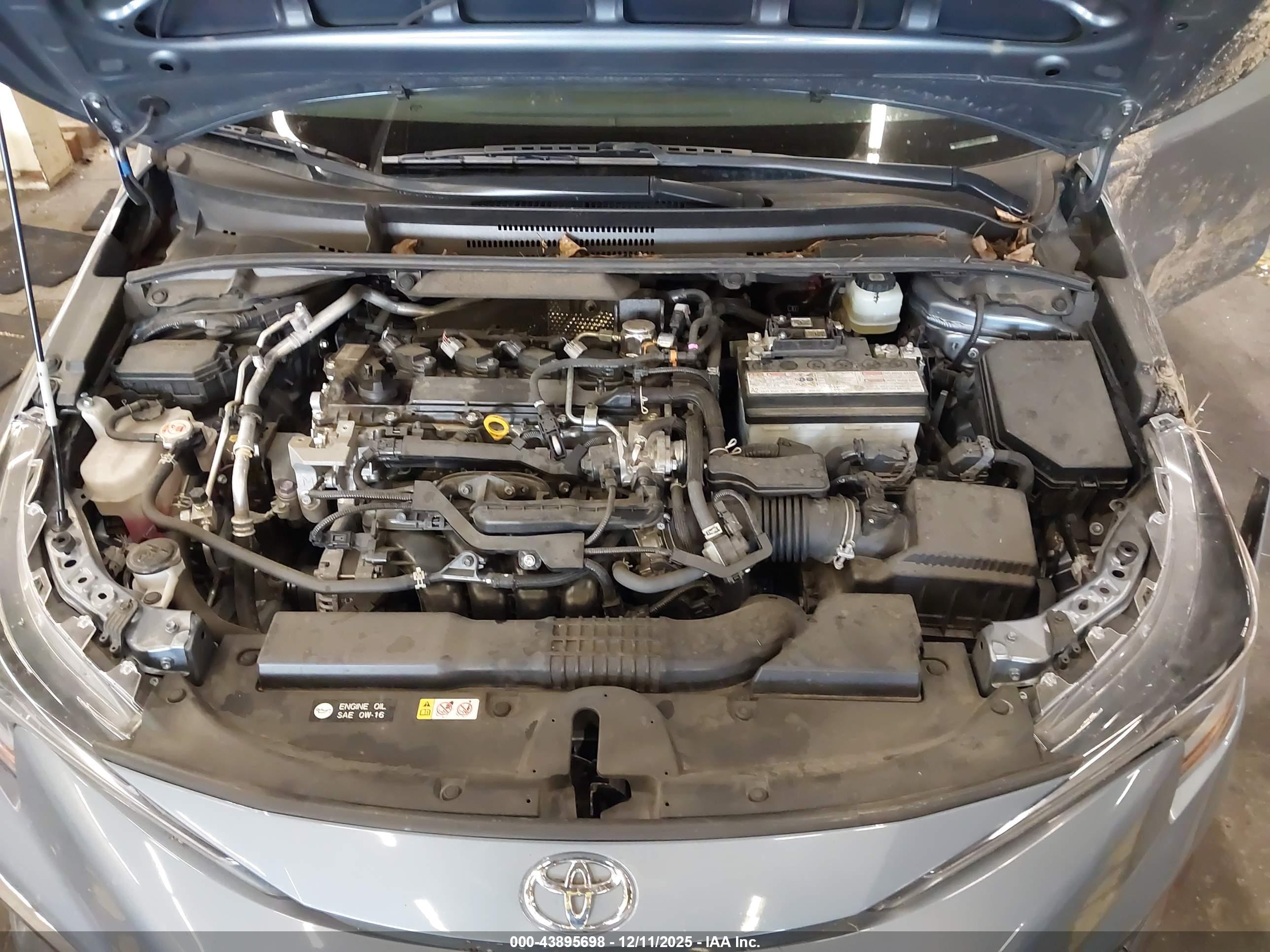 TOYOTA COROLLA image 10