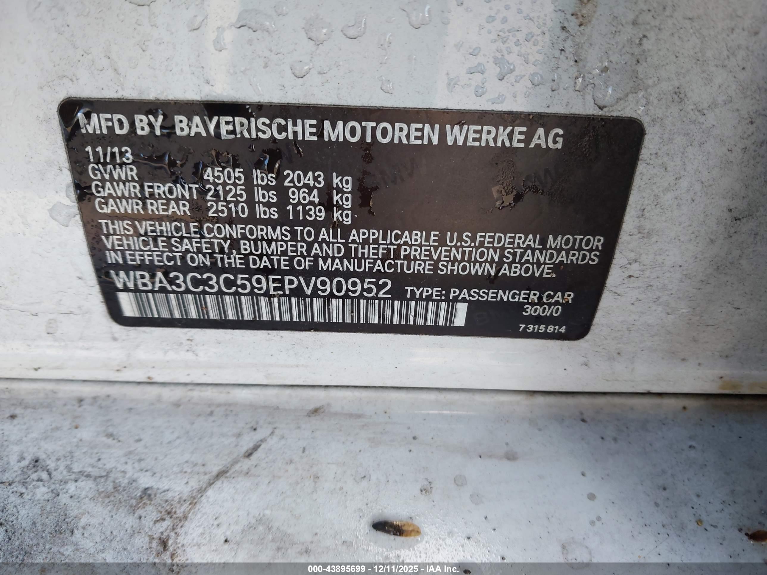 BMW 320I image 9