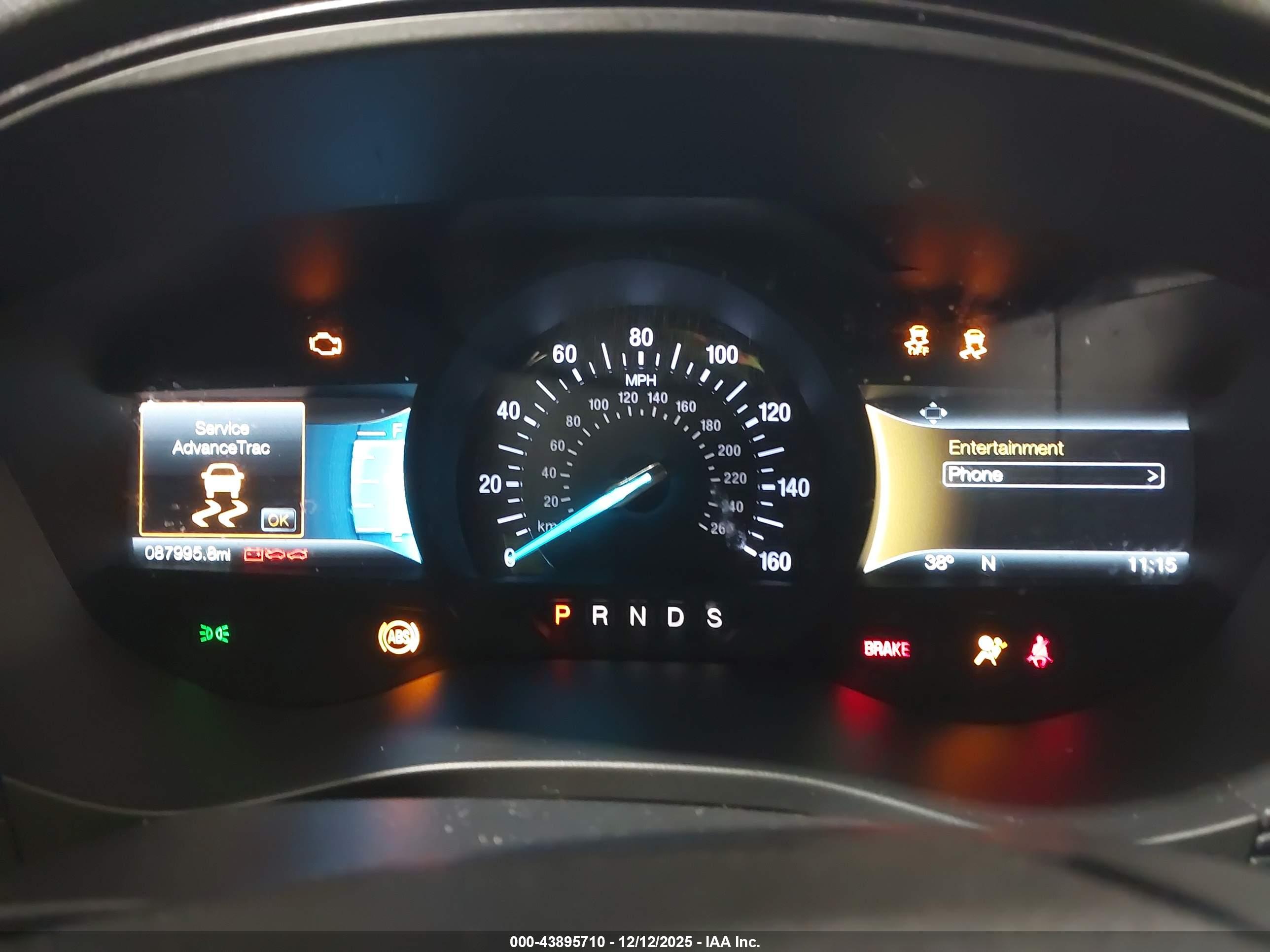 FORD FUSION image 7
