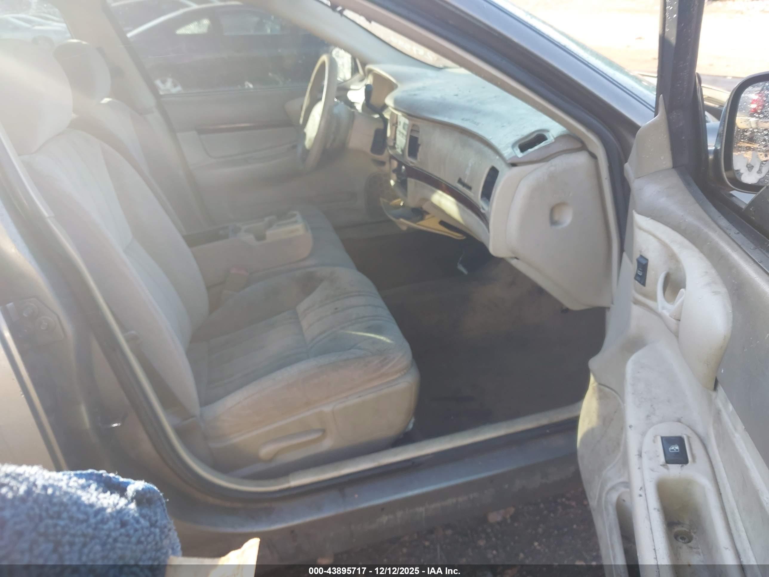 CHEVROLET IMPALA image 5