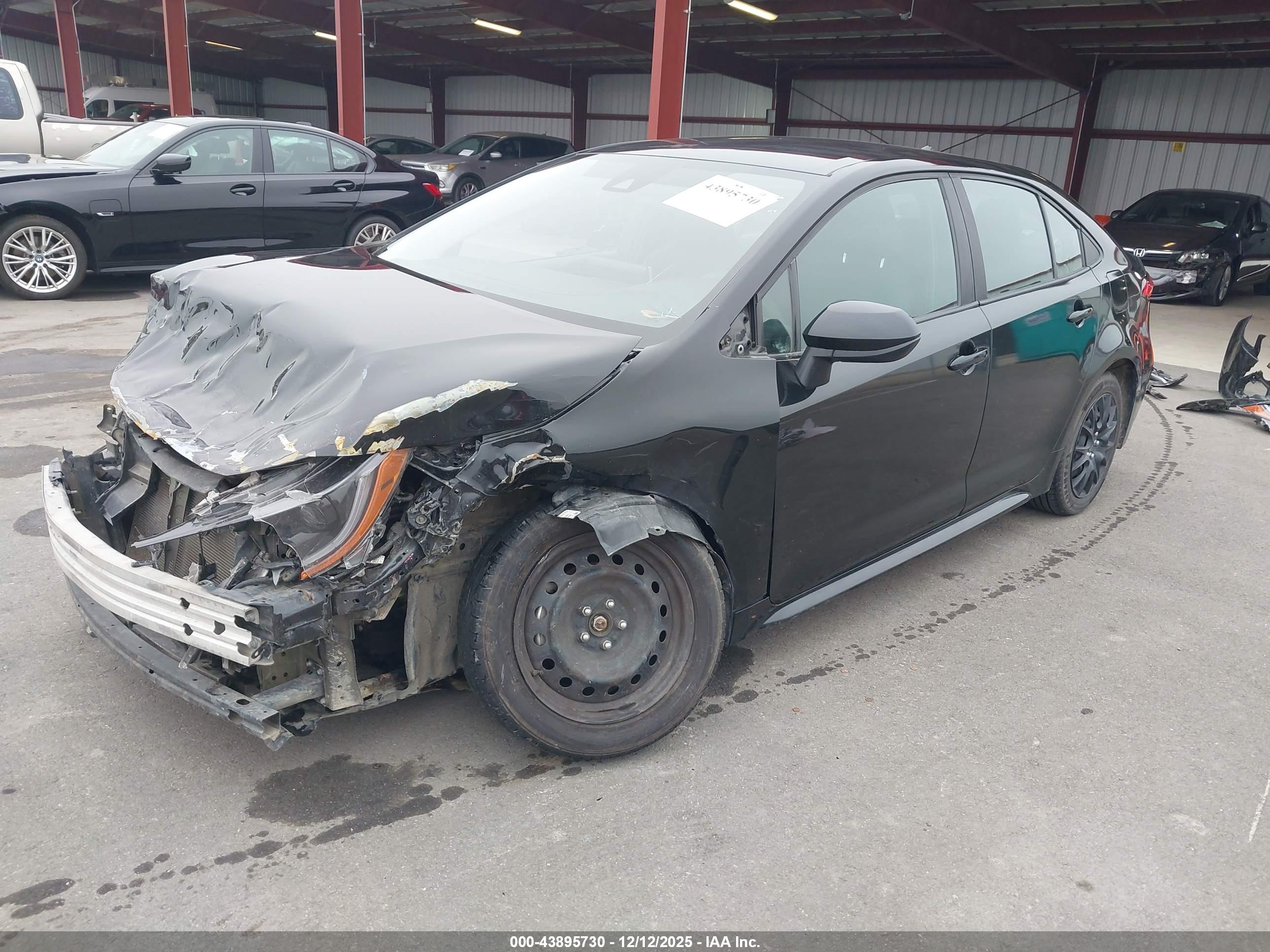 TOYOTA COROLLA image 2
