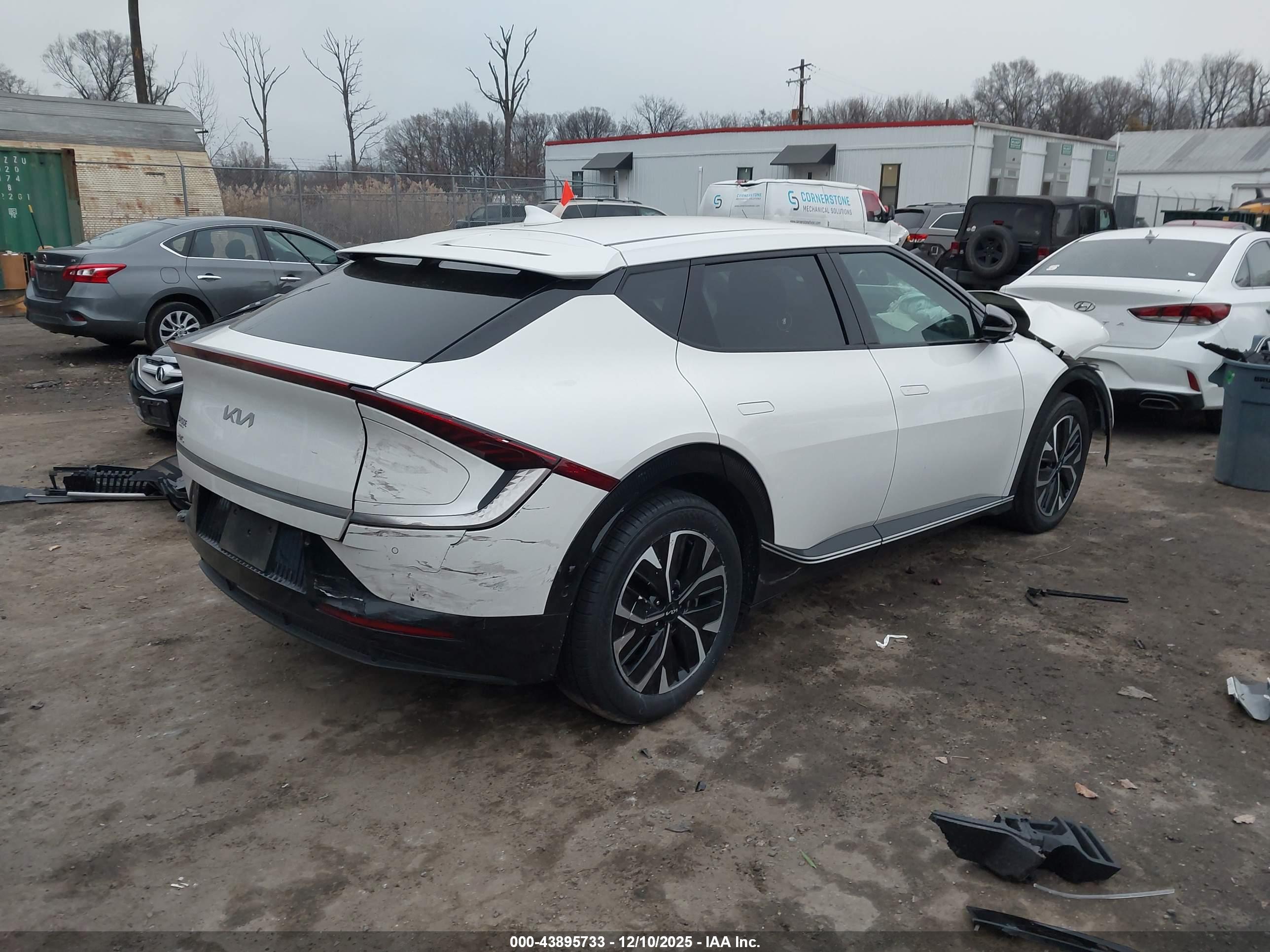 KIA EV6 image 4