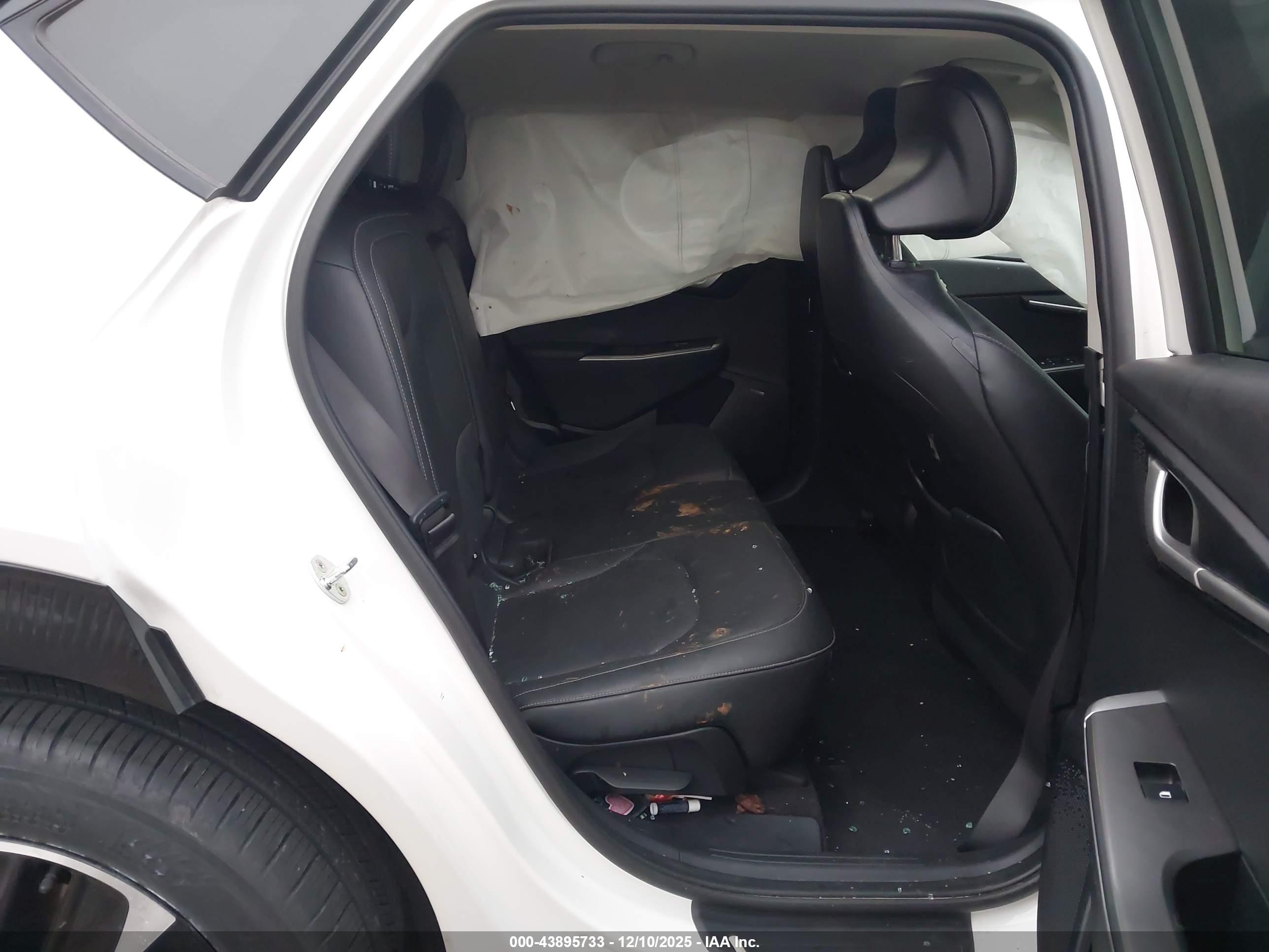KIA EV6 image 8