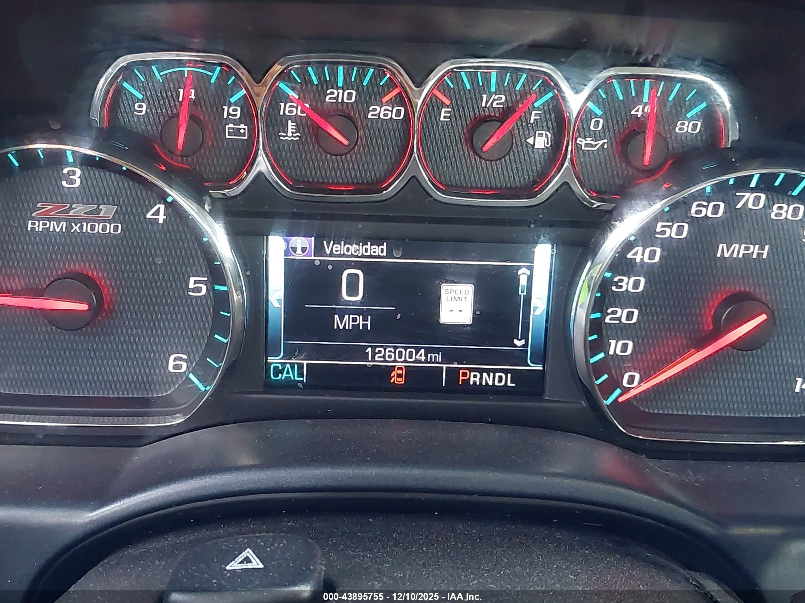 CHEVROLET SILVERADO image 7