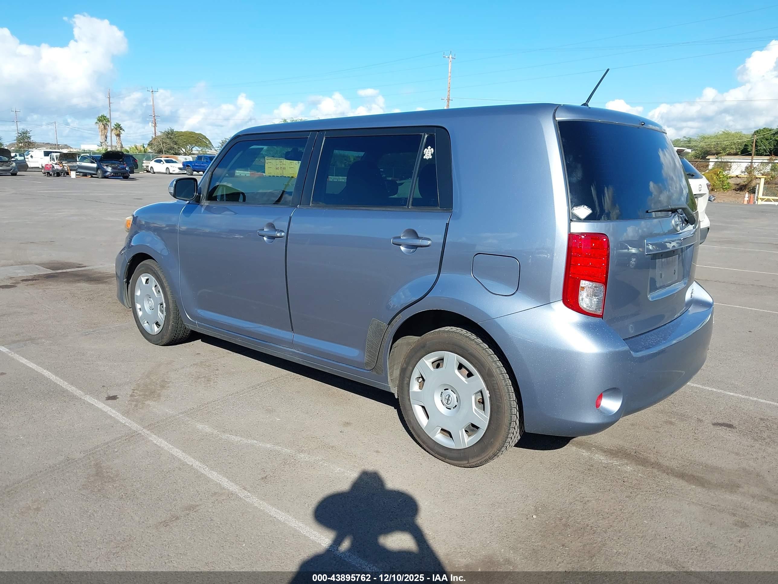 SCION XB image 3