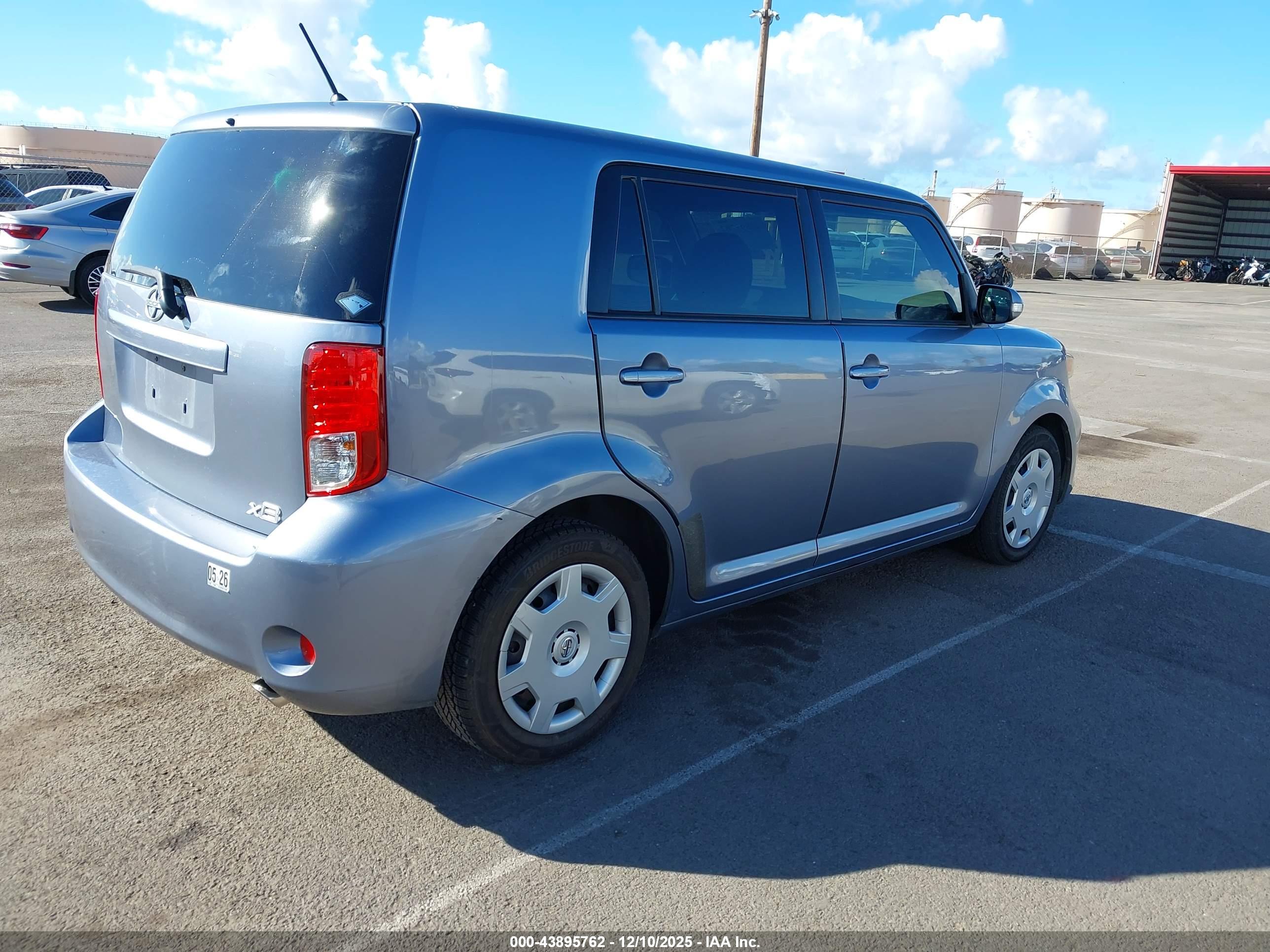 SCION XB image 4