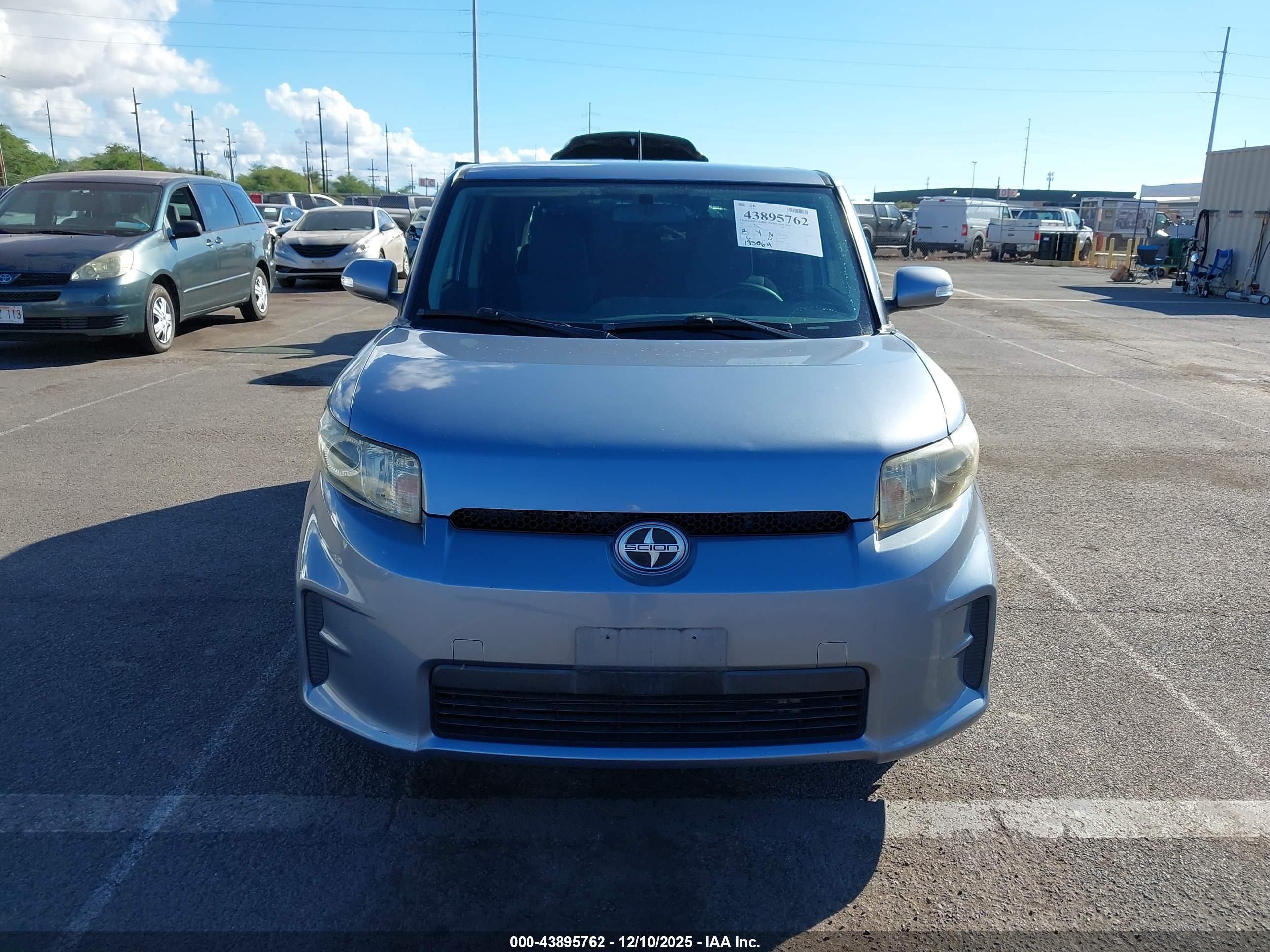 SCION XB image 6