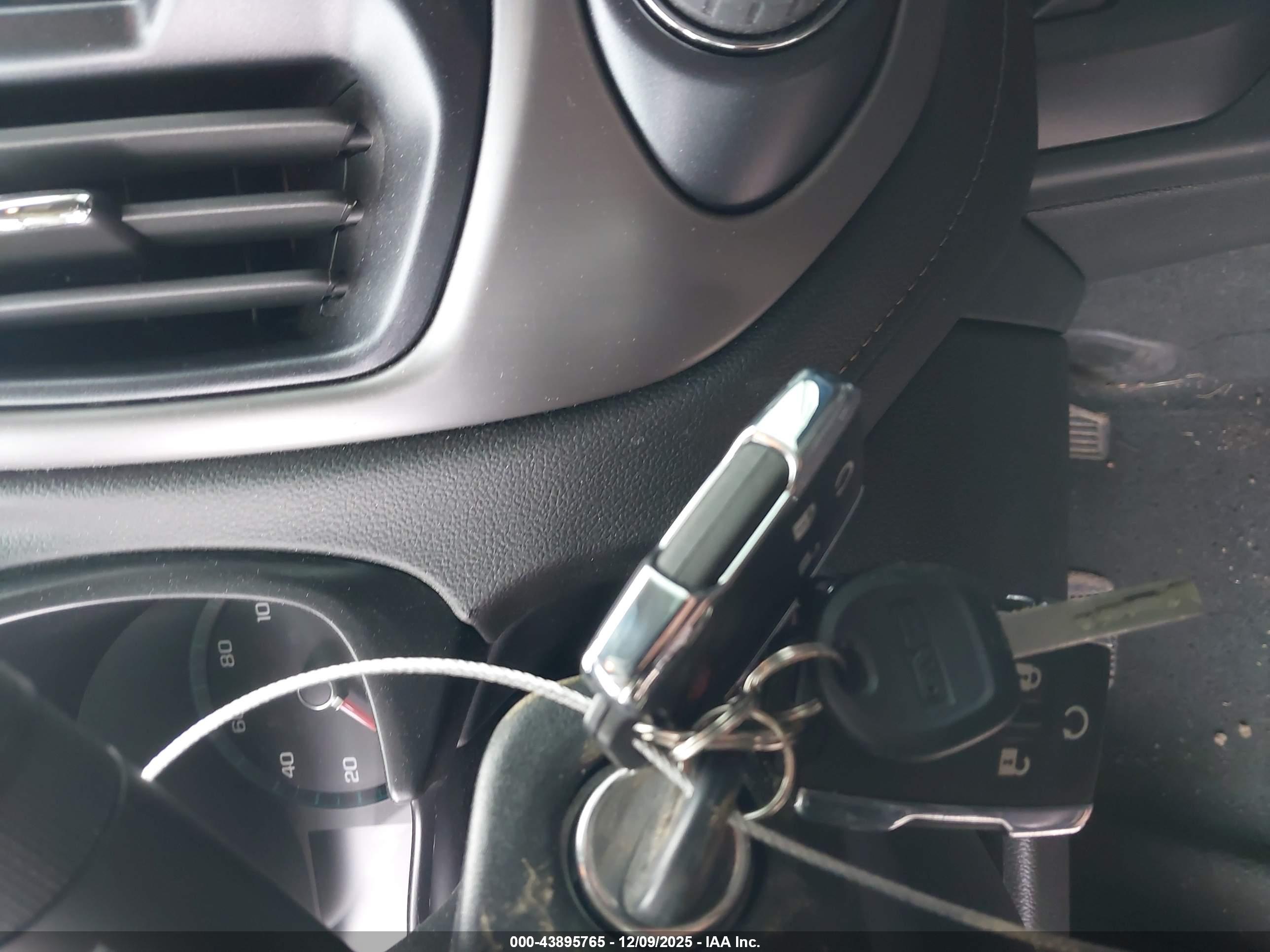 GMC CANYON image 11