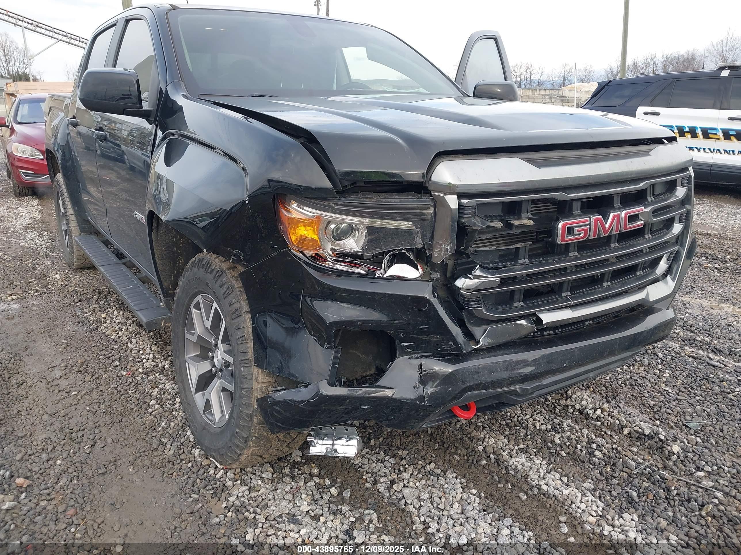 GMC CANYON image 6