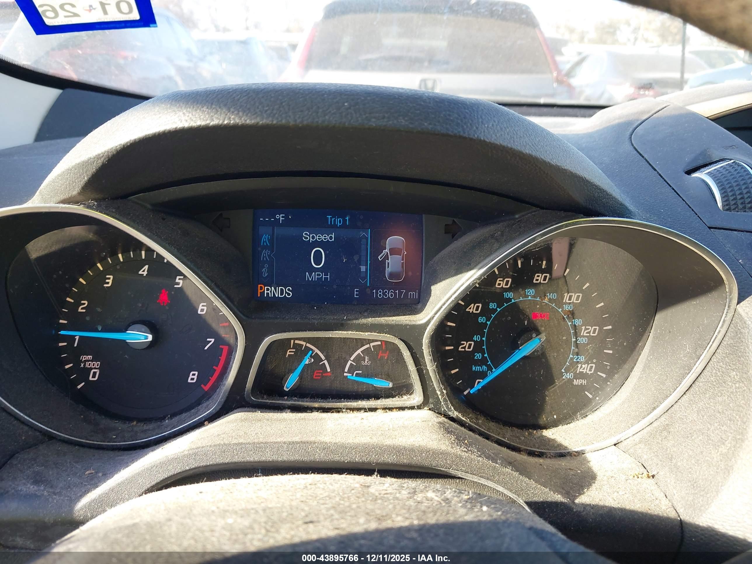 FORD ESCAPE image 7