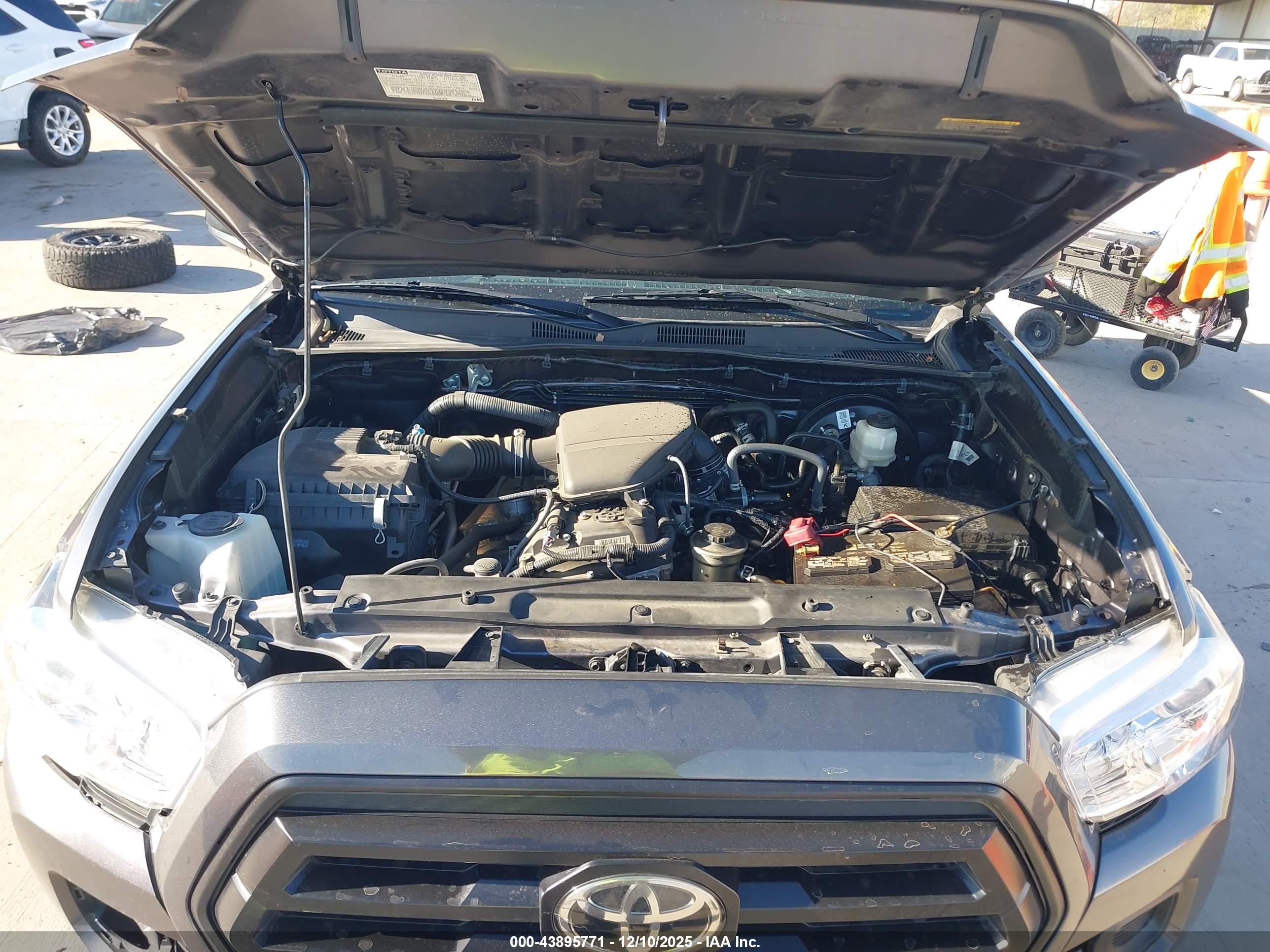 TOYOTA TACOMA image 10