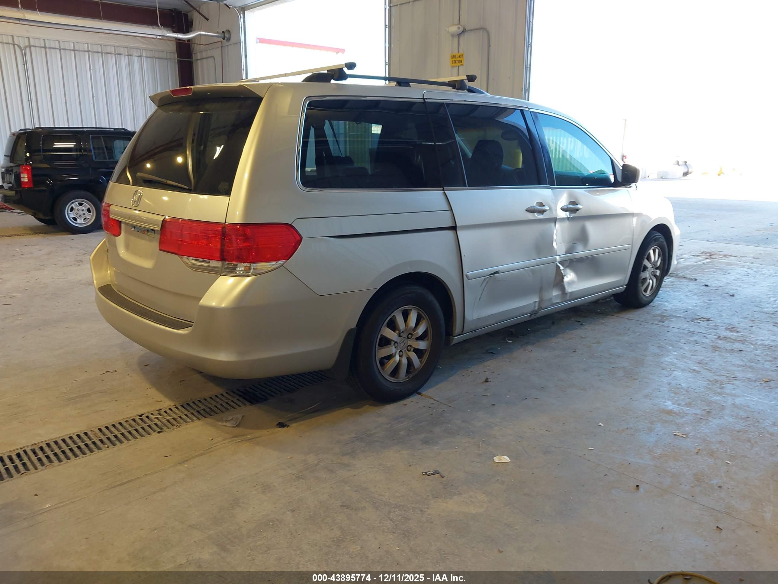 HONDA ODYSSEY image 4