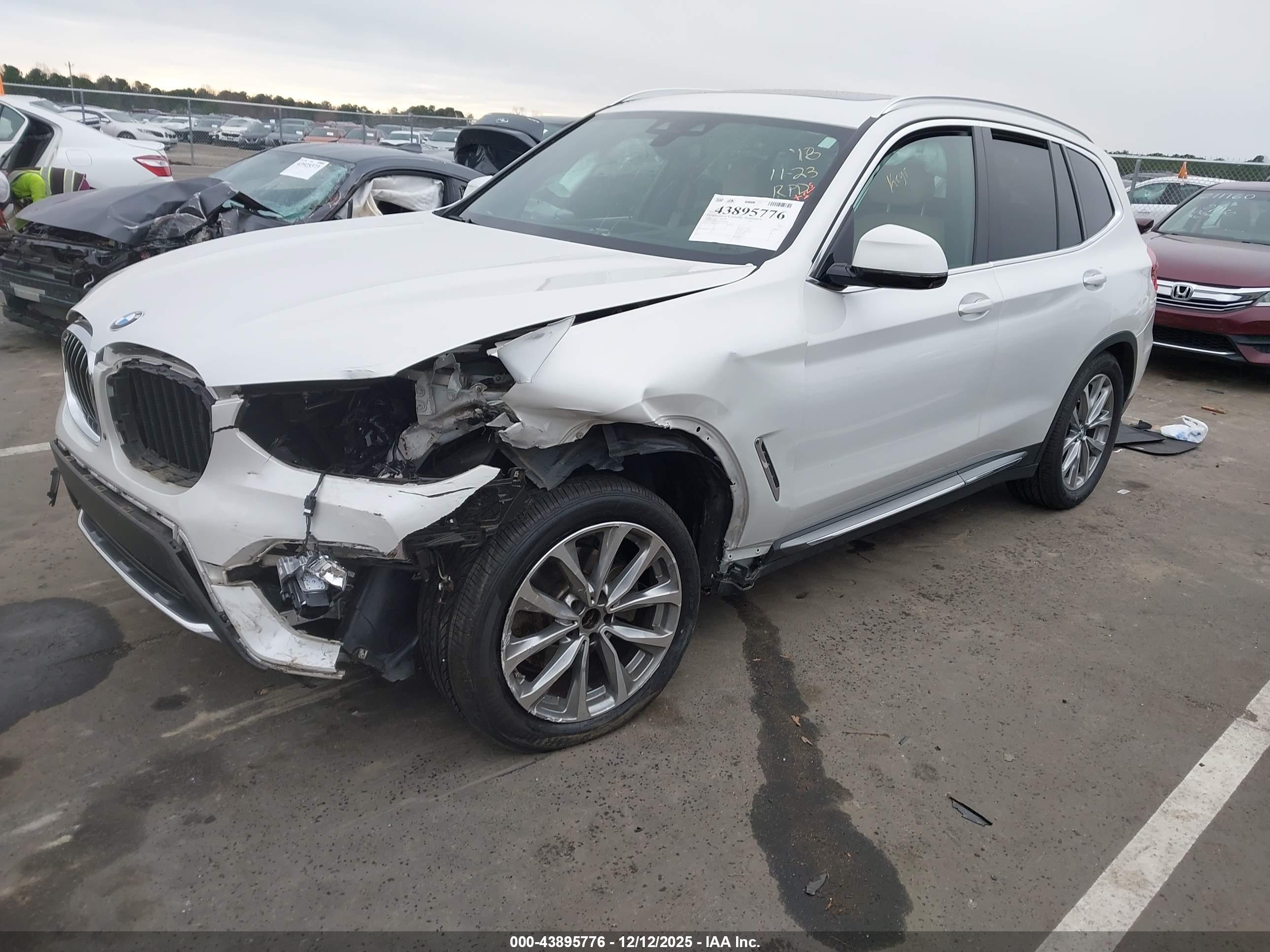 BMW X3 image 2