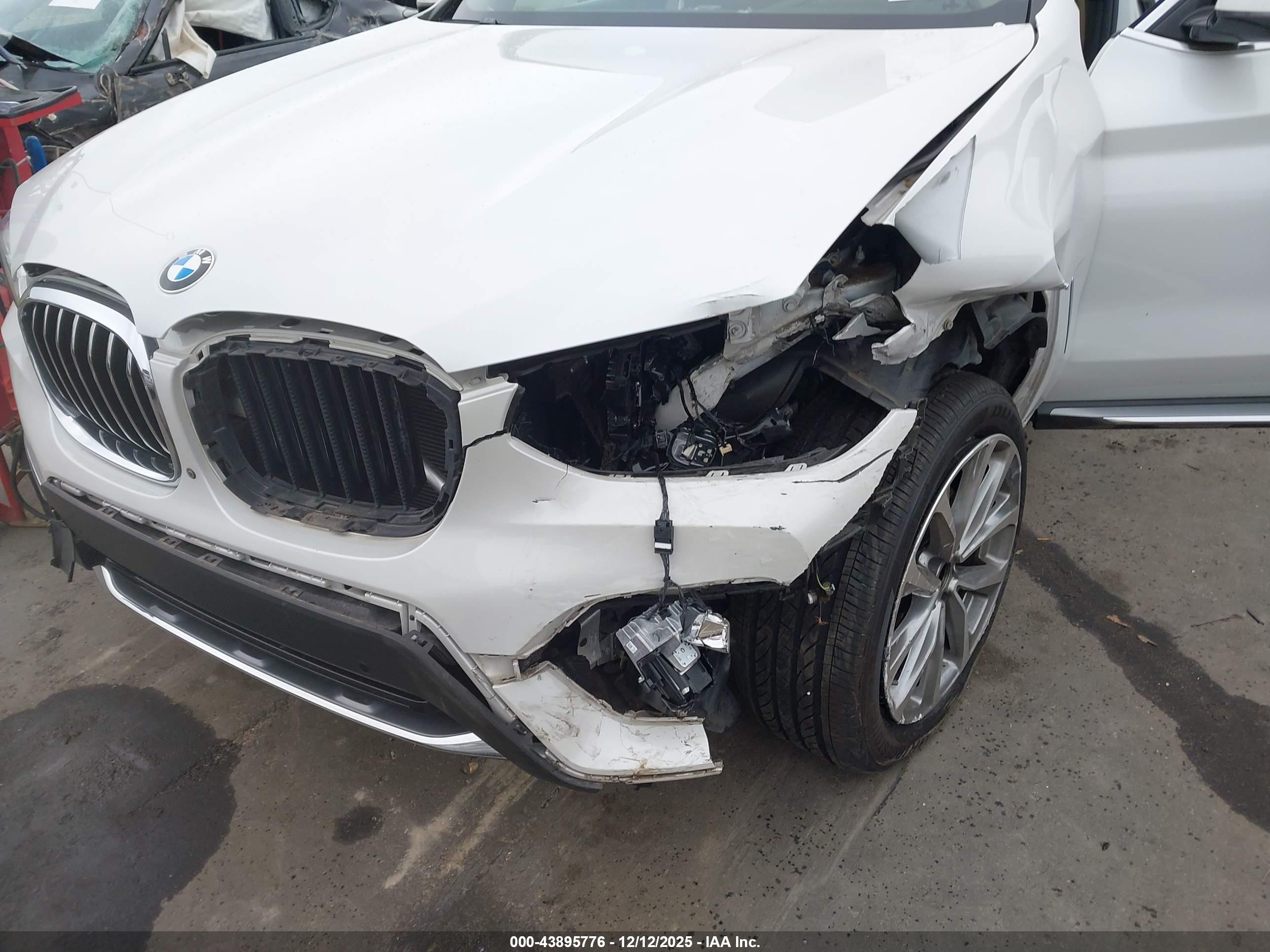 BMW X3 image 6