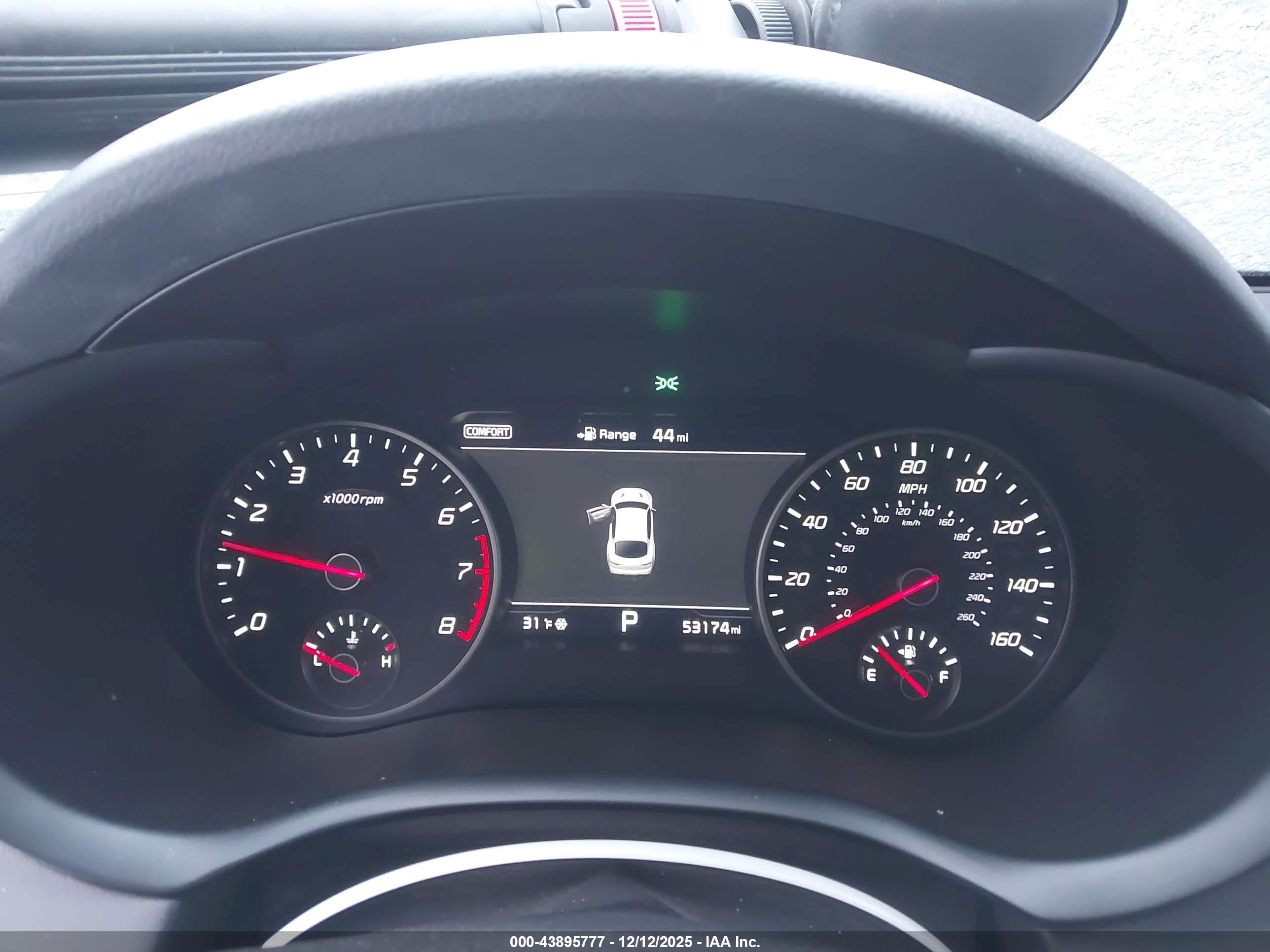 KIA STINGER image 7
