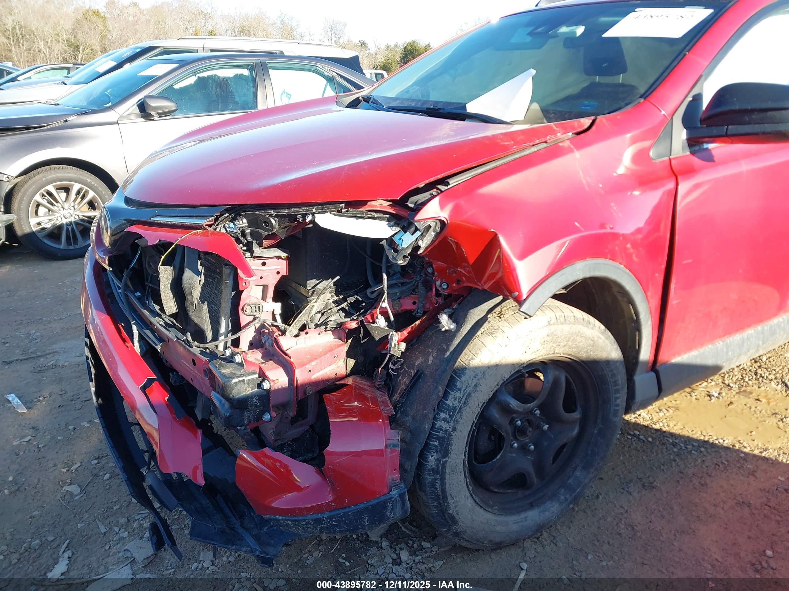 TOYOTA RAV4 image 6