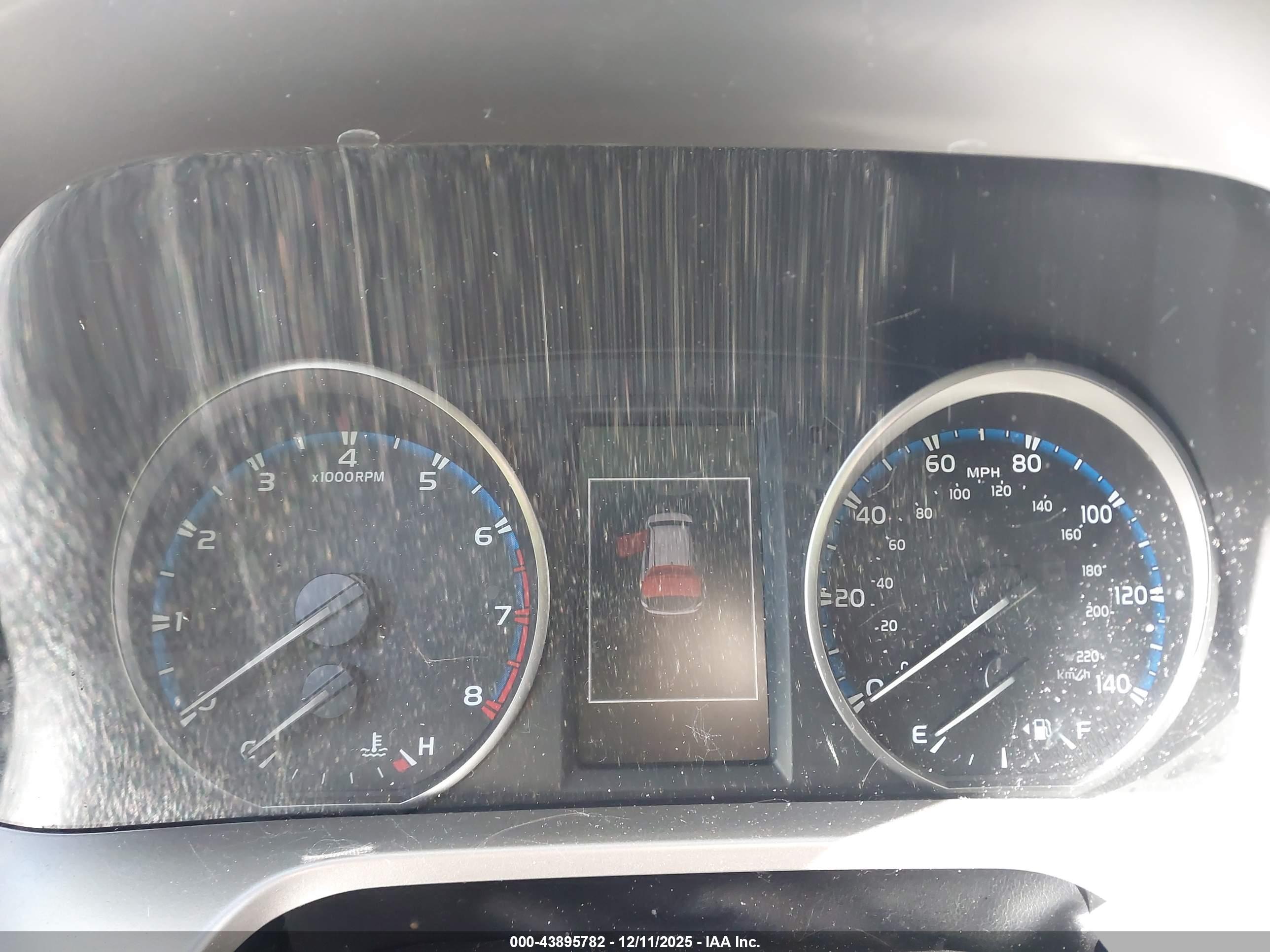 TOYOTA RAV4 image 7