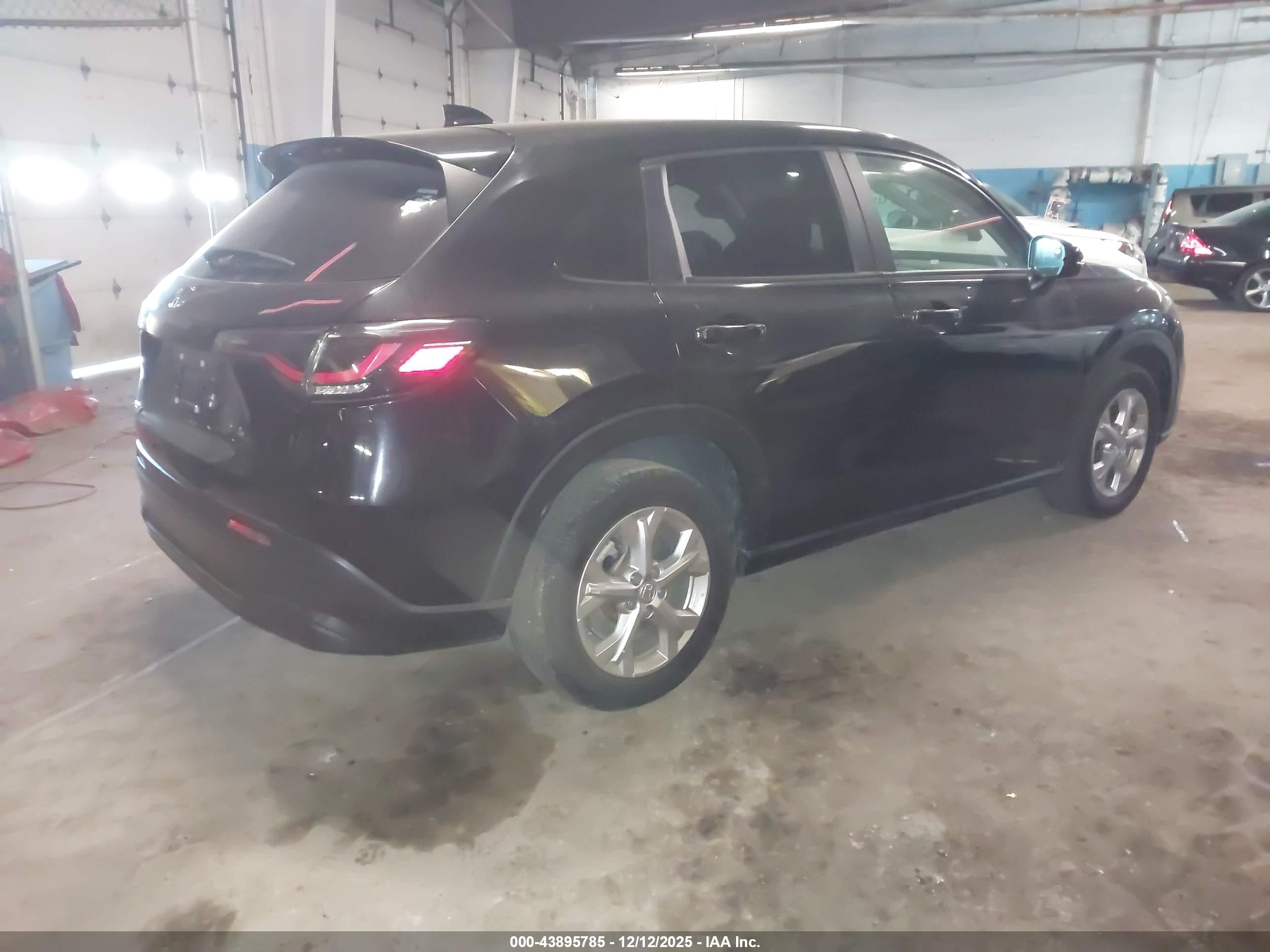 HONDA HR-V image 4
