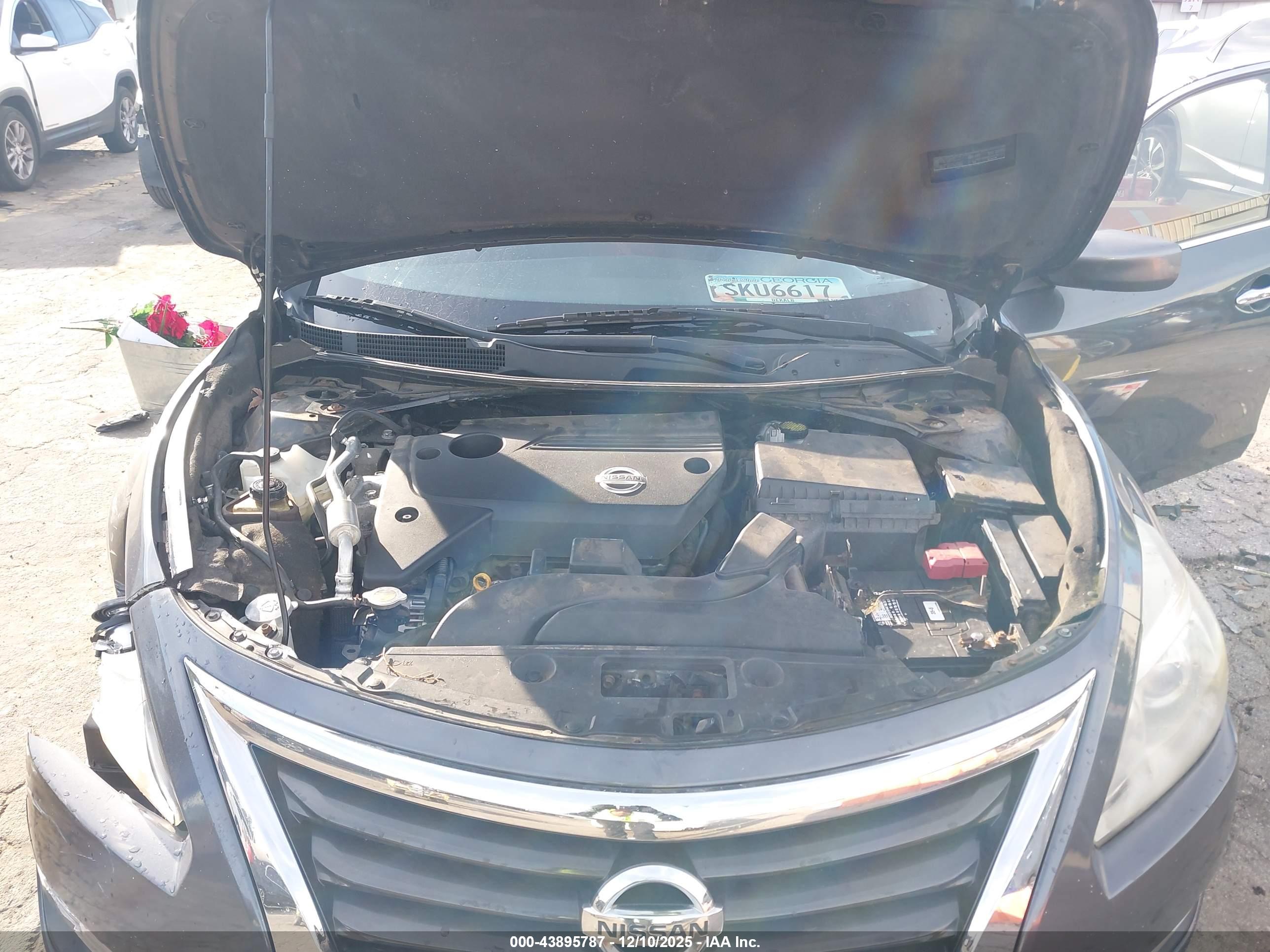 NISSAN ALTIMA image 10