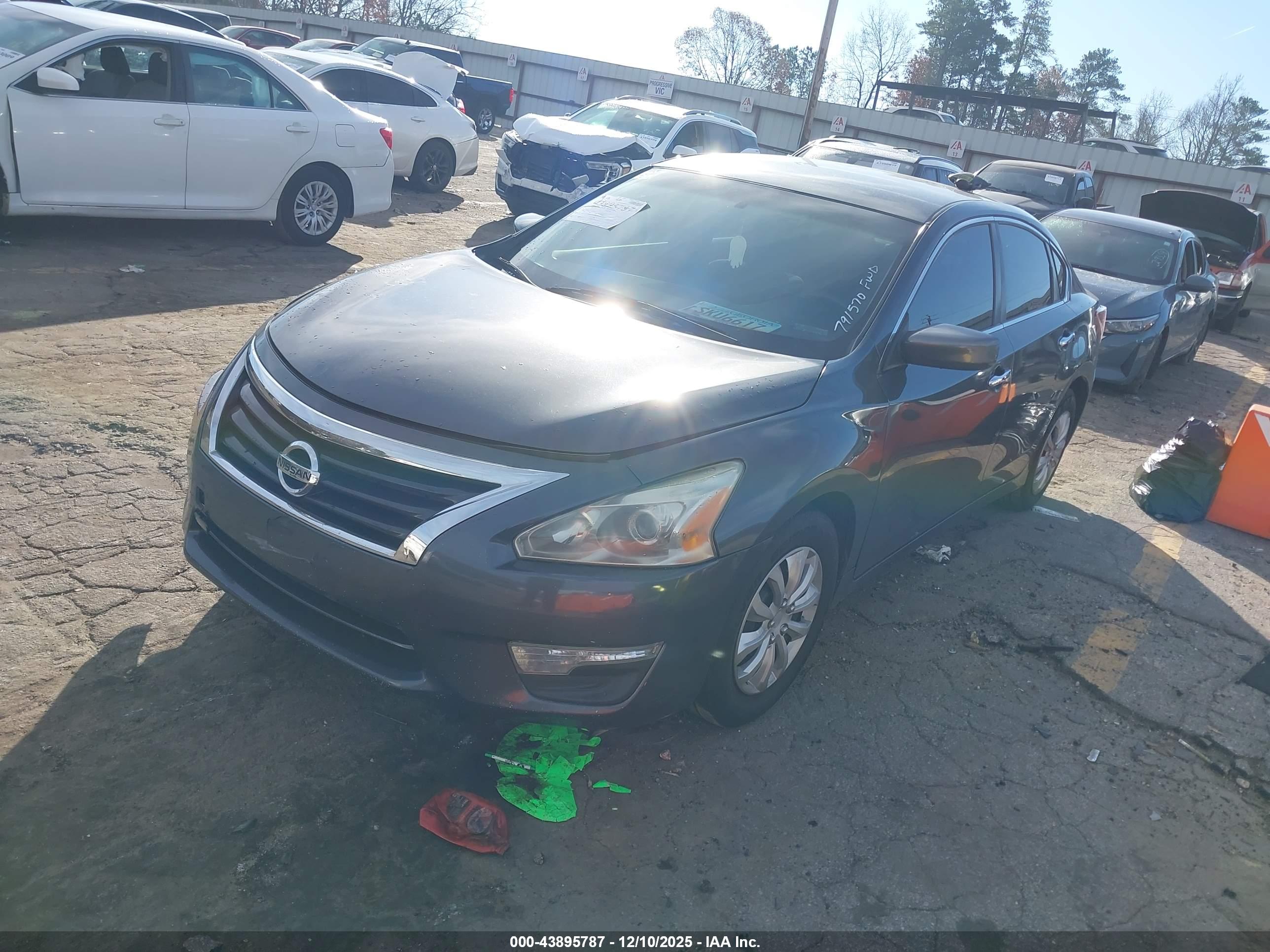 NISSAN ALTIMA image 2