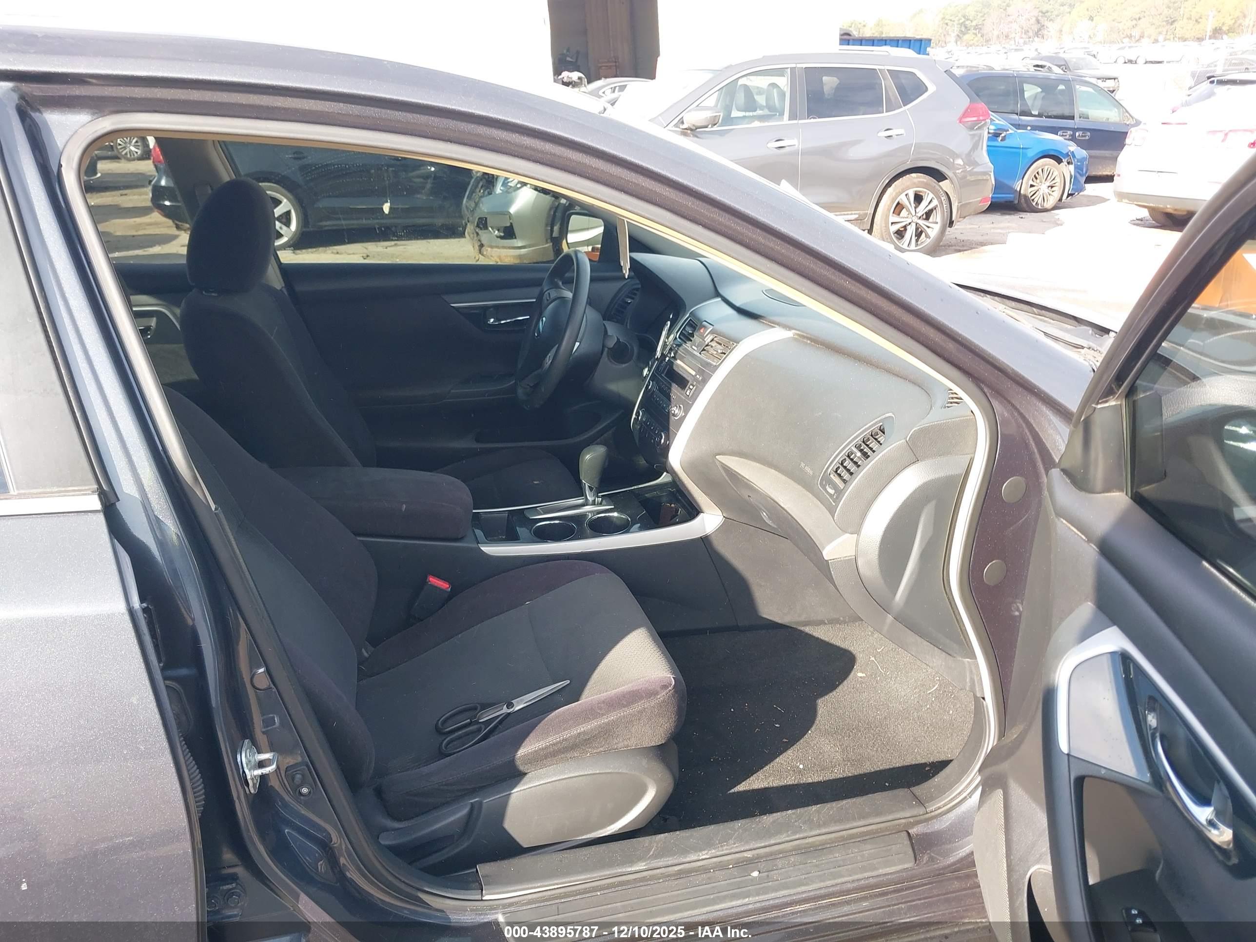 NISSAN ALTIMA image 5