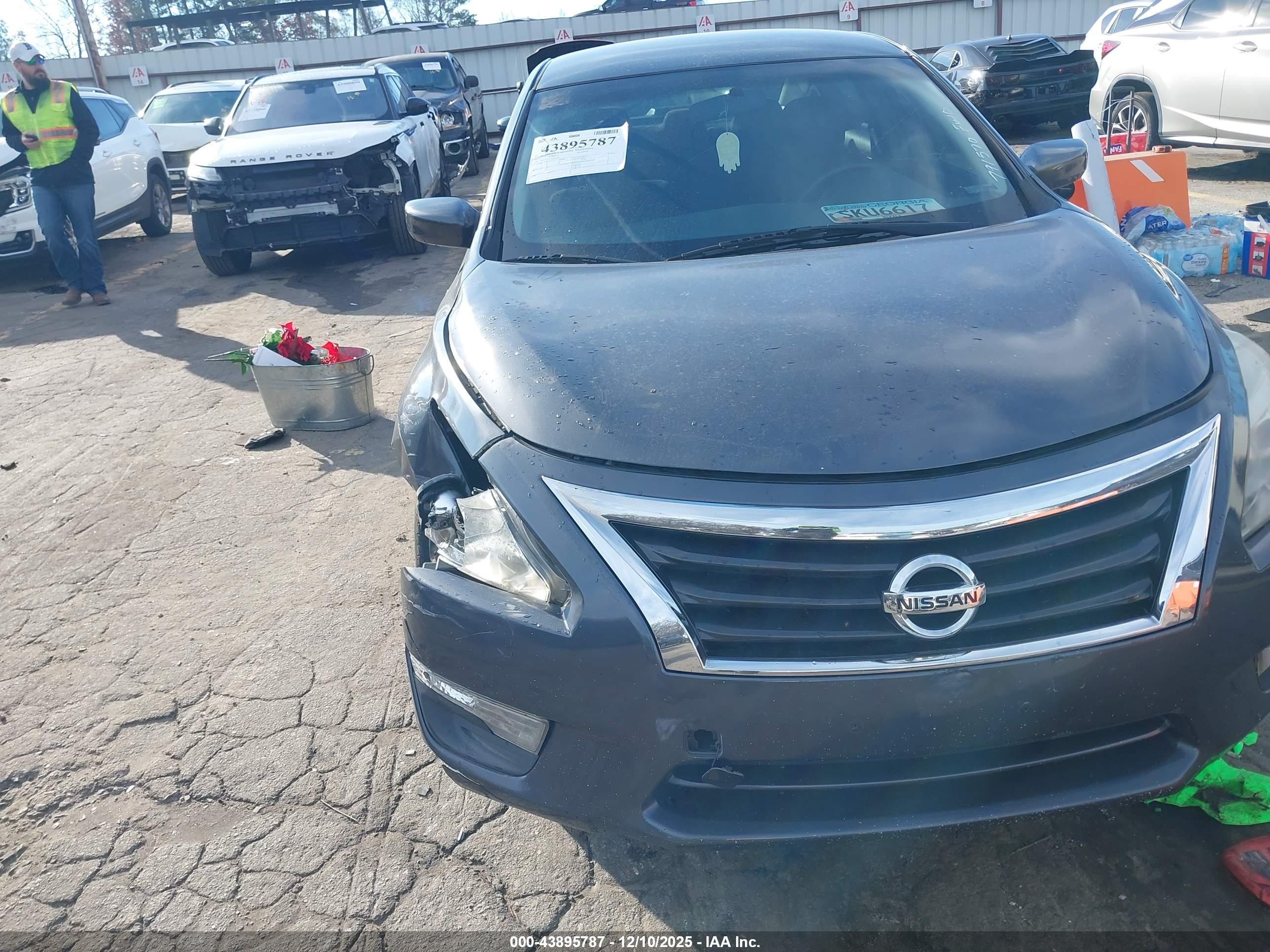 NISSAN ALTIMA image 6