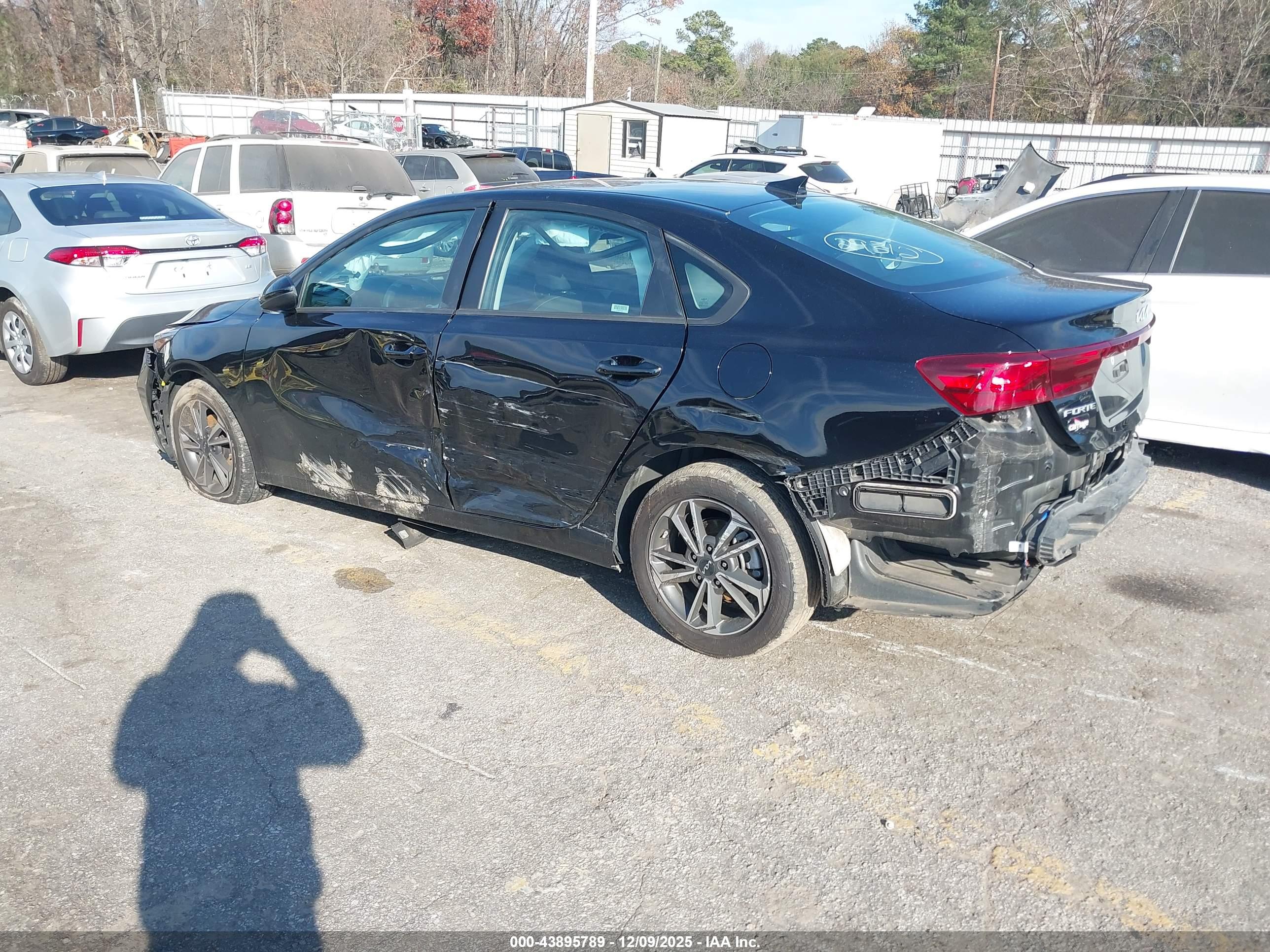 KIA FORTE image 3