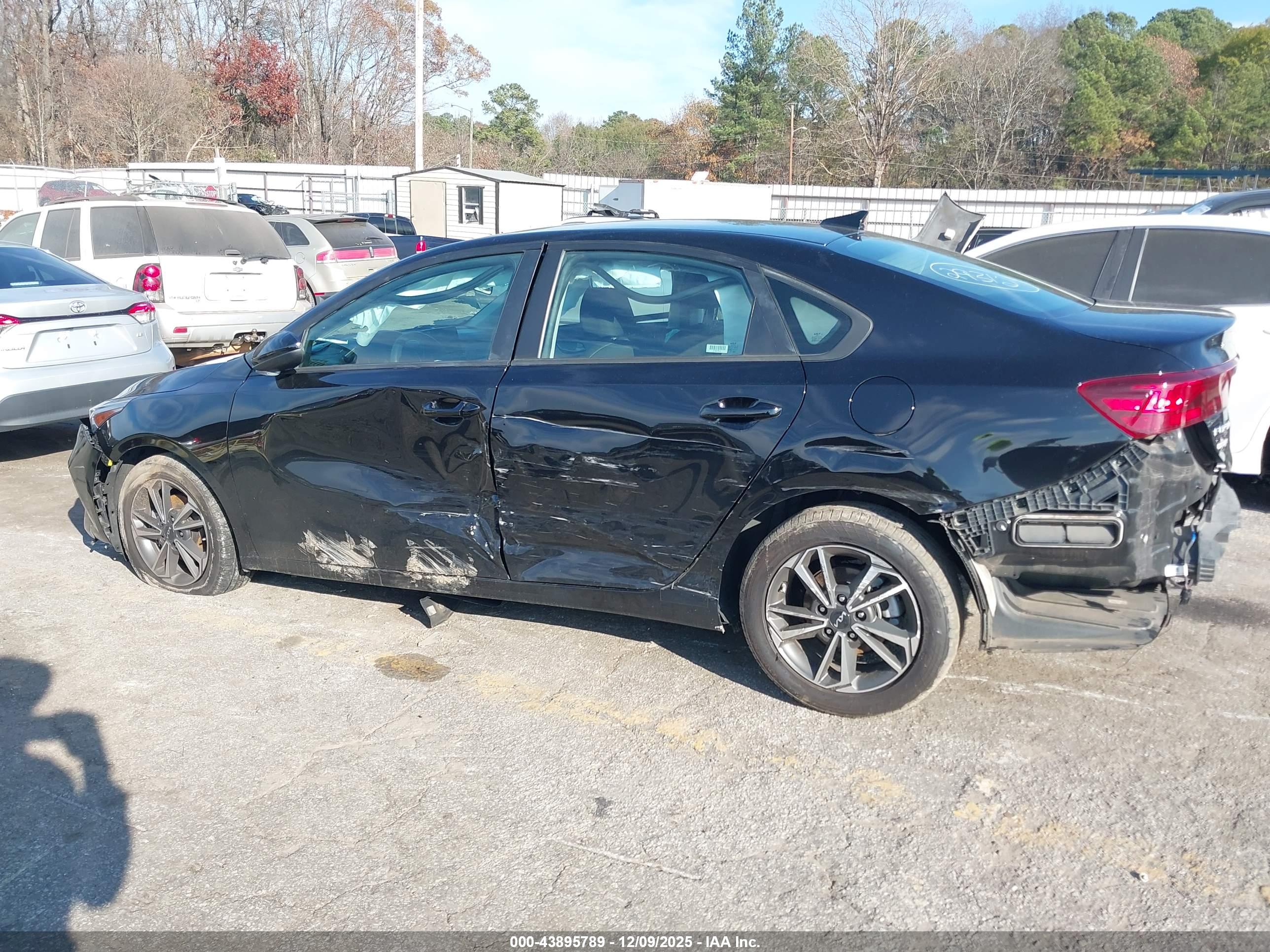 KIA FORTE image 6