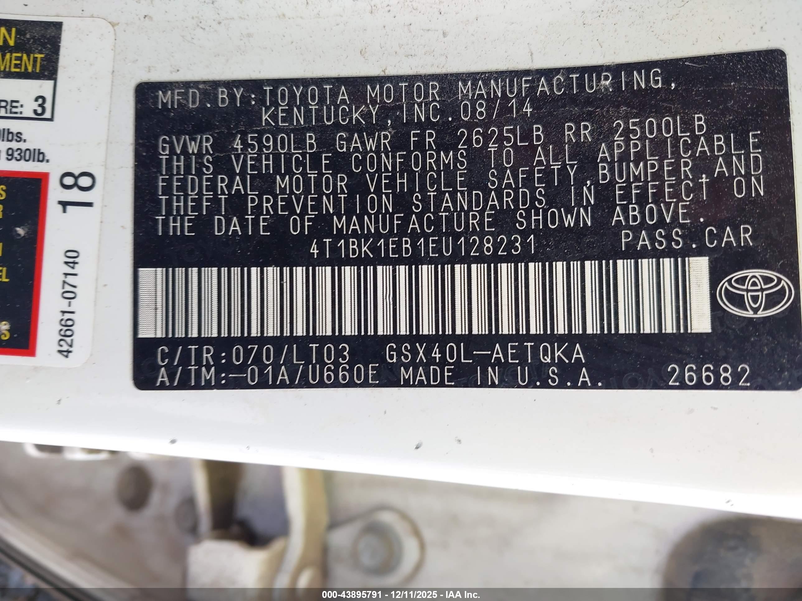 TOYOTA AVALON image 9