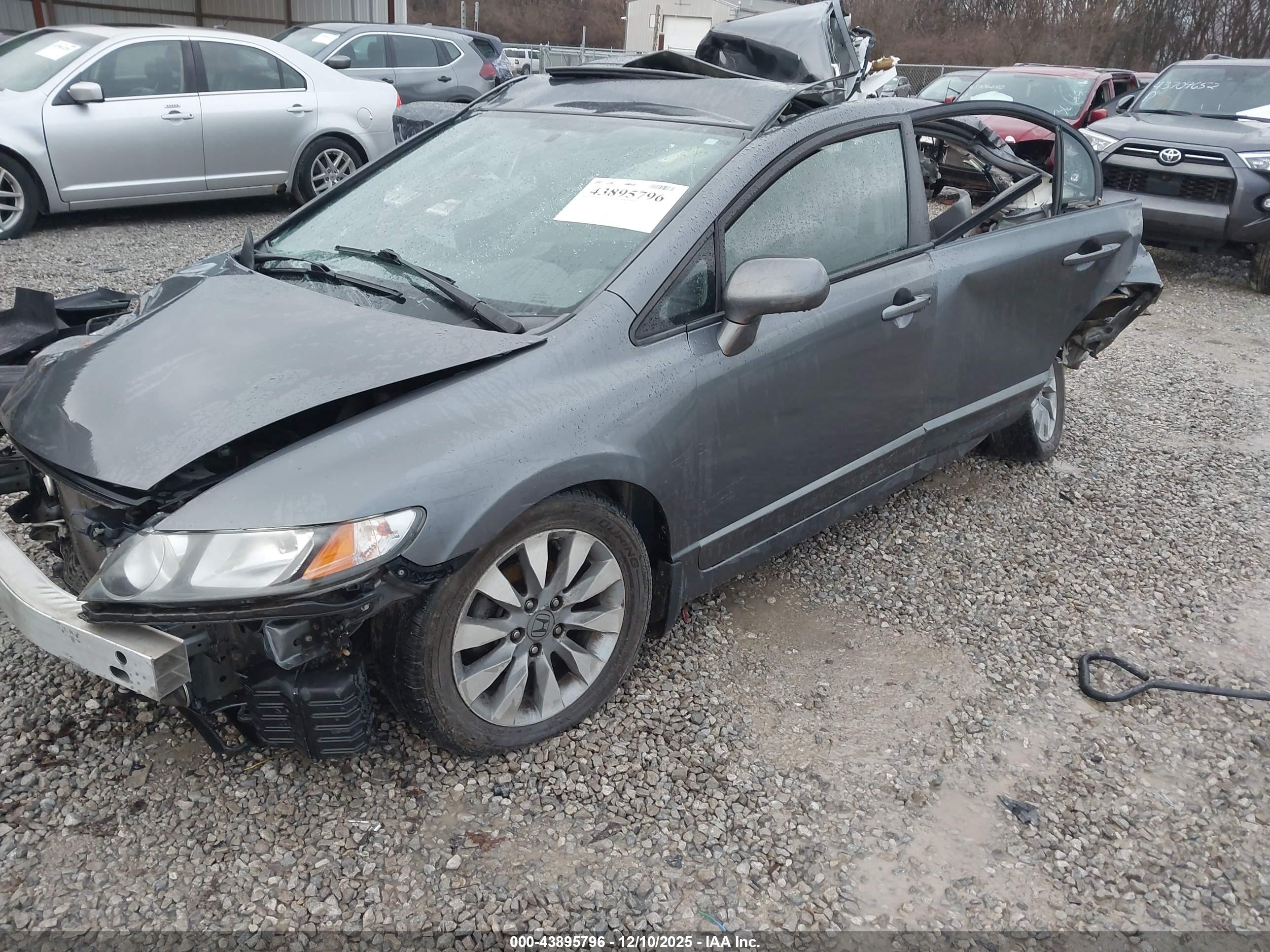 HONDA CIVIC image 2