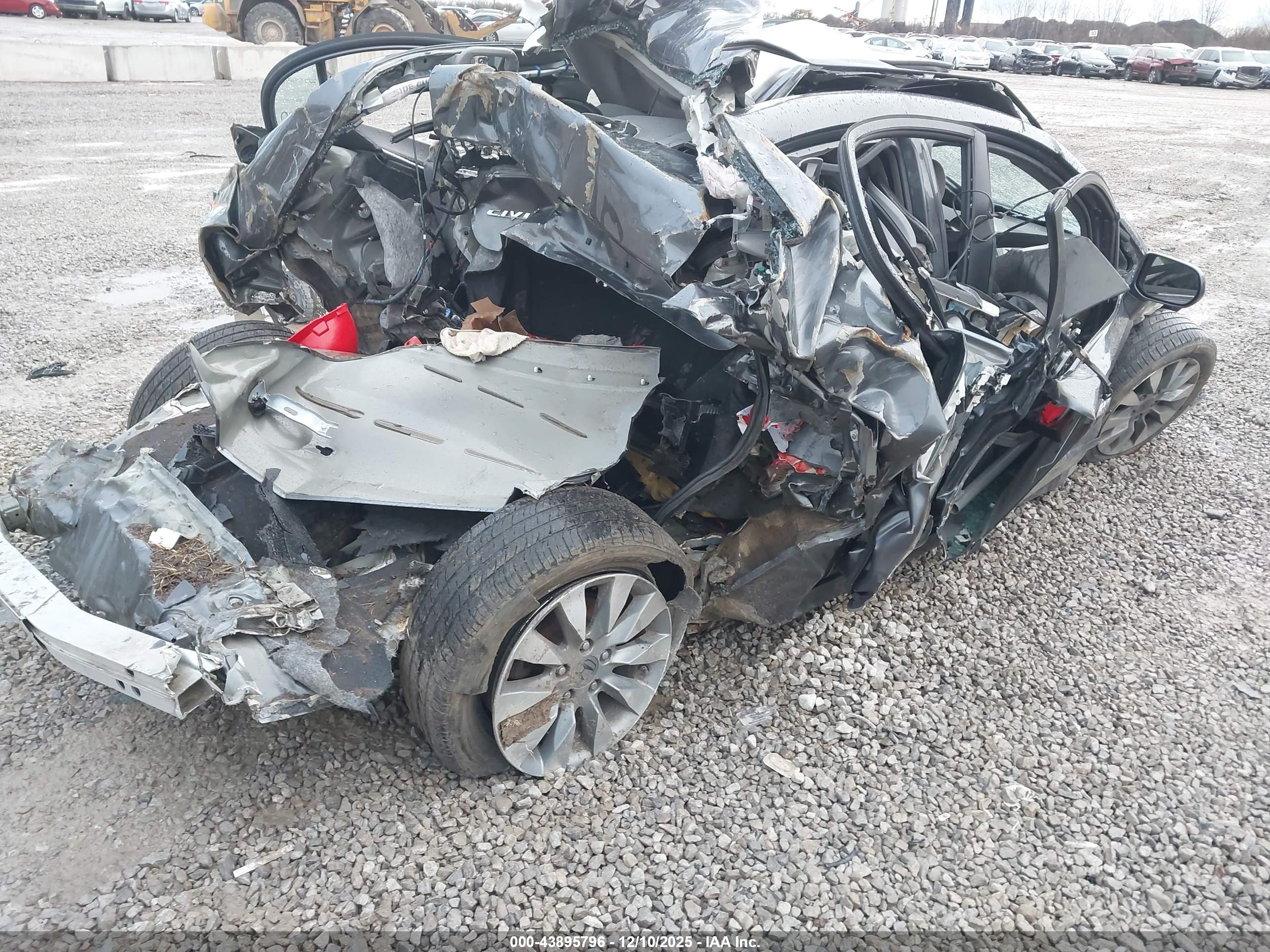 HONDA CIVIC image 4