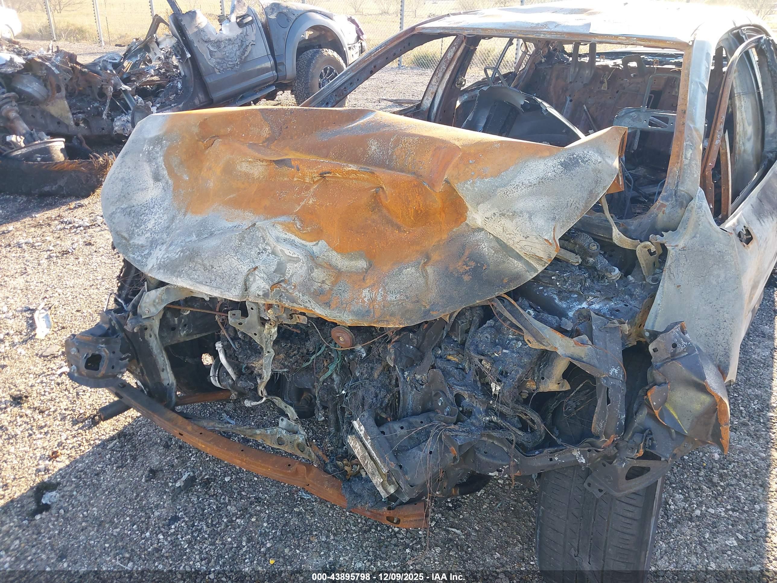 TOYOTA COROLLA image 6