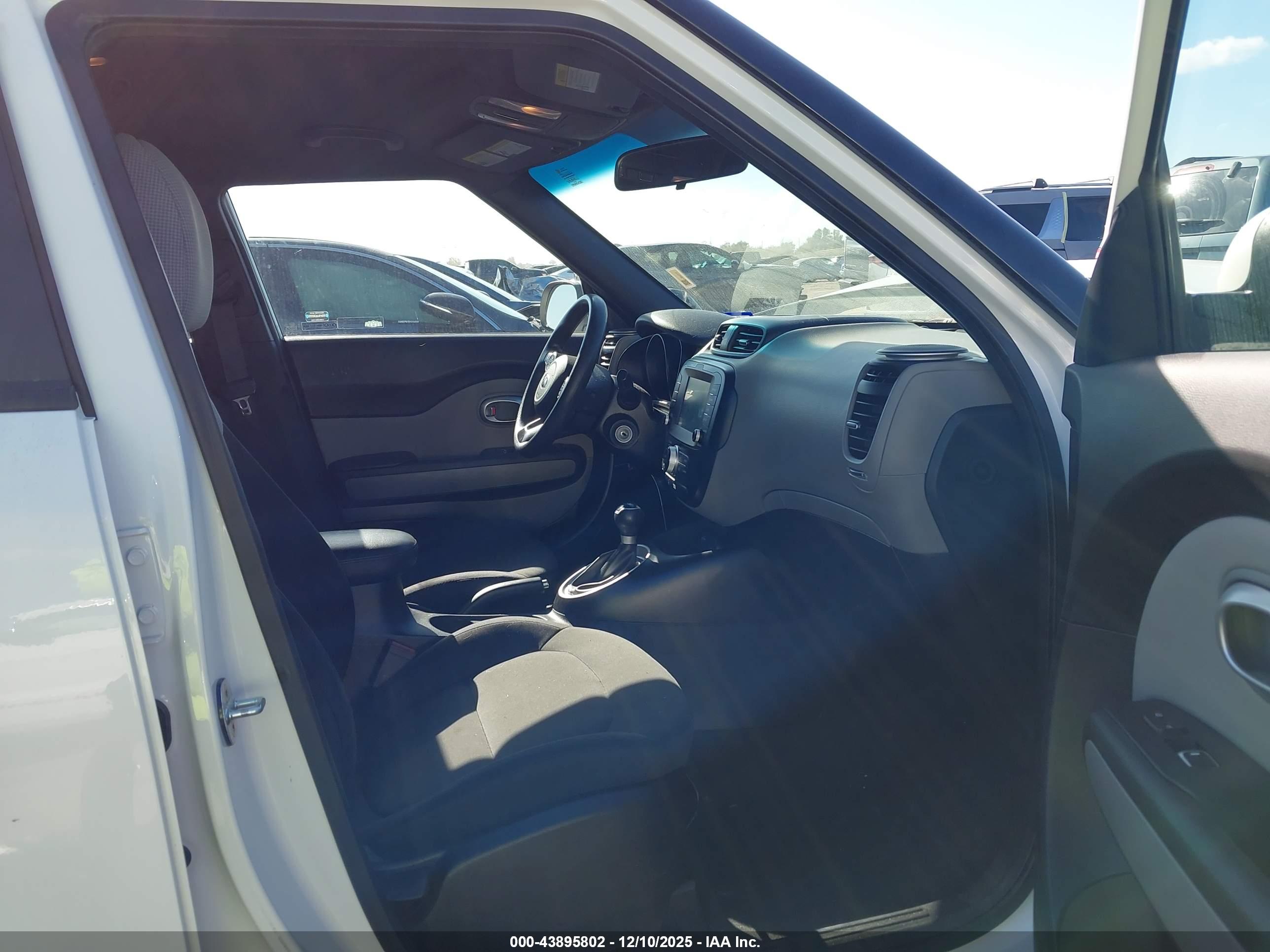 KIA SOUL image 5