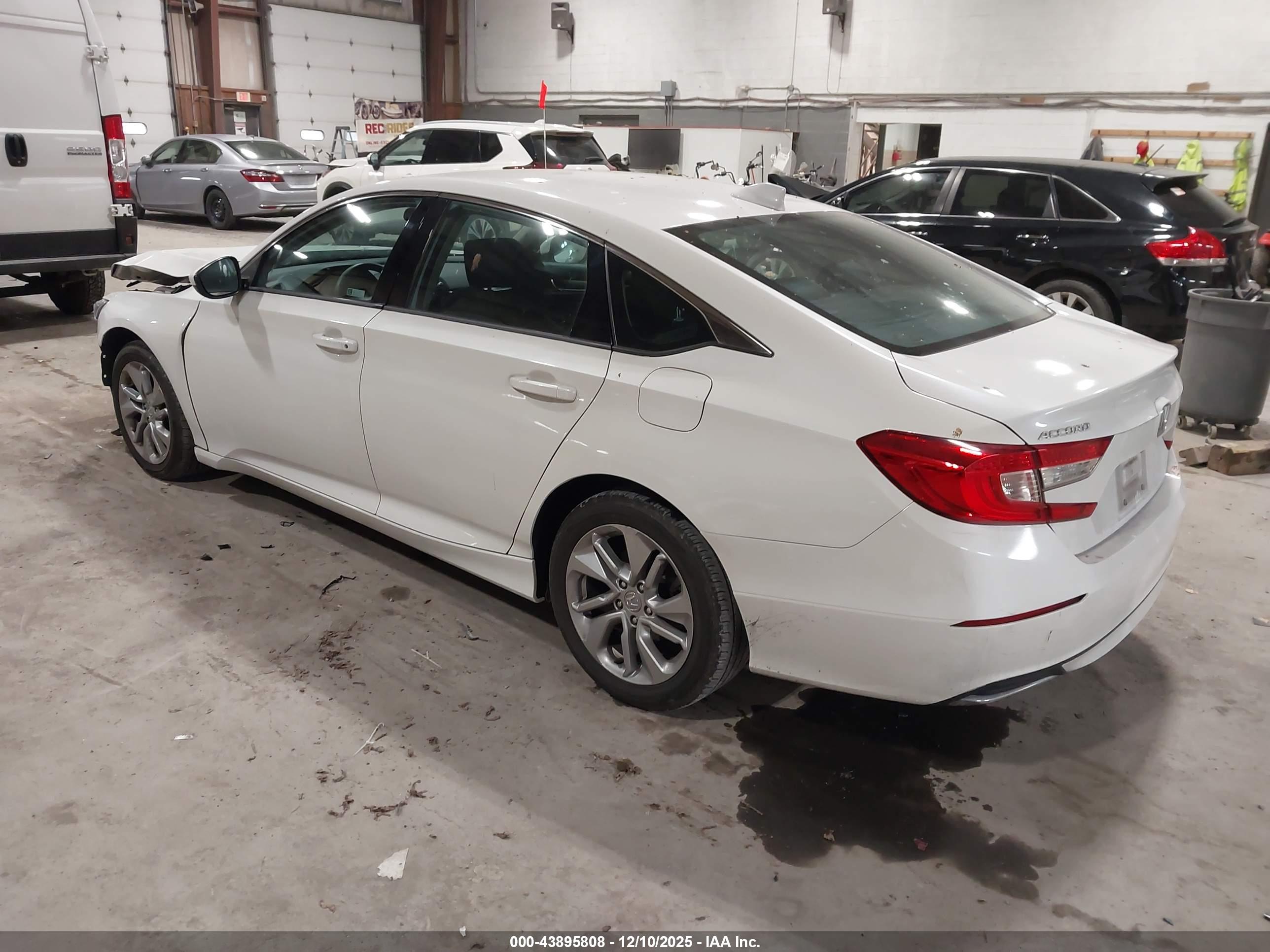 HONDA ACCORD image 3