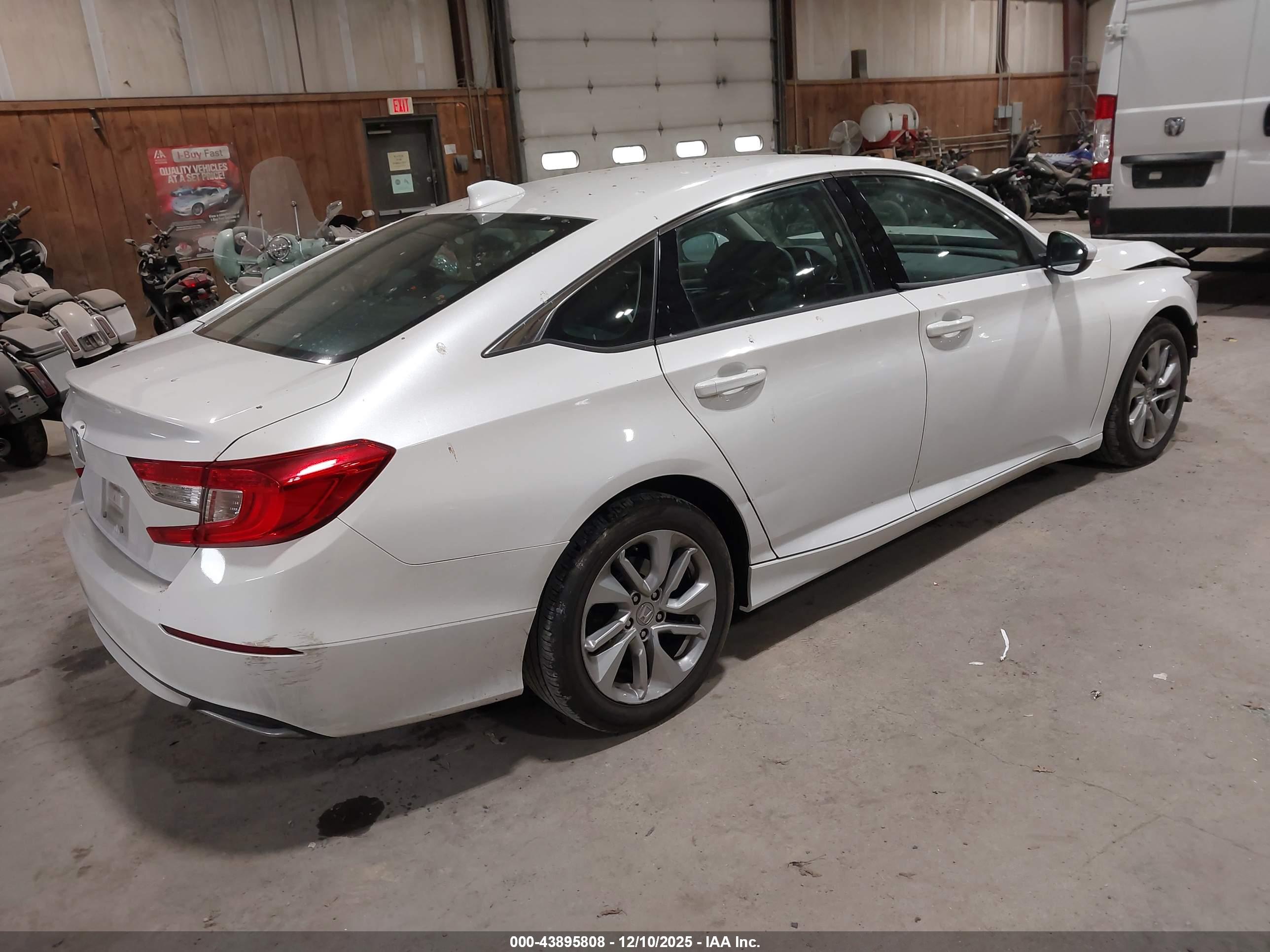 HONDA ACCORD image 4