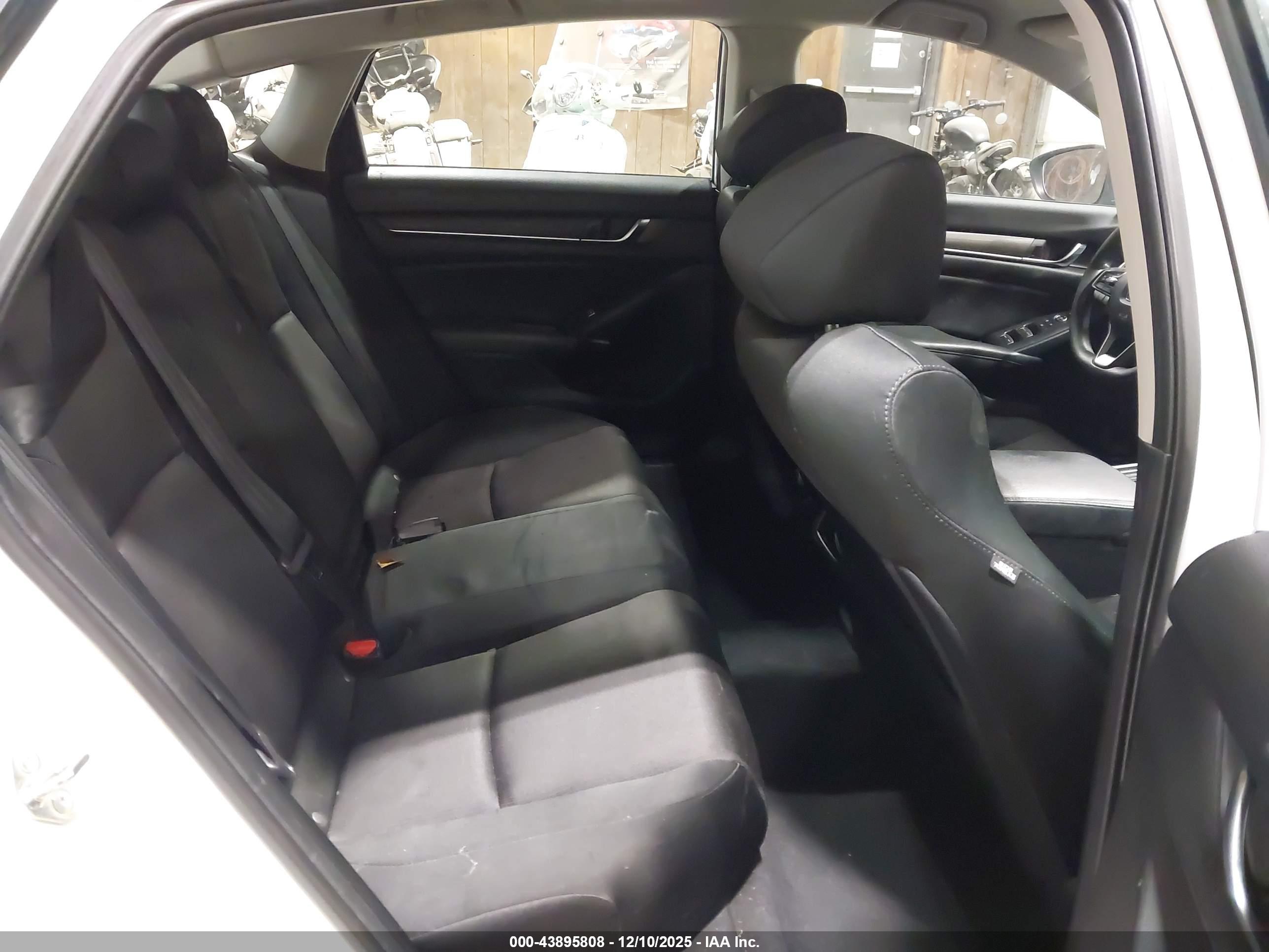 HONDA ACCORD image 8