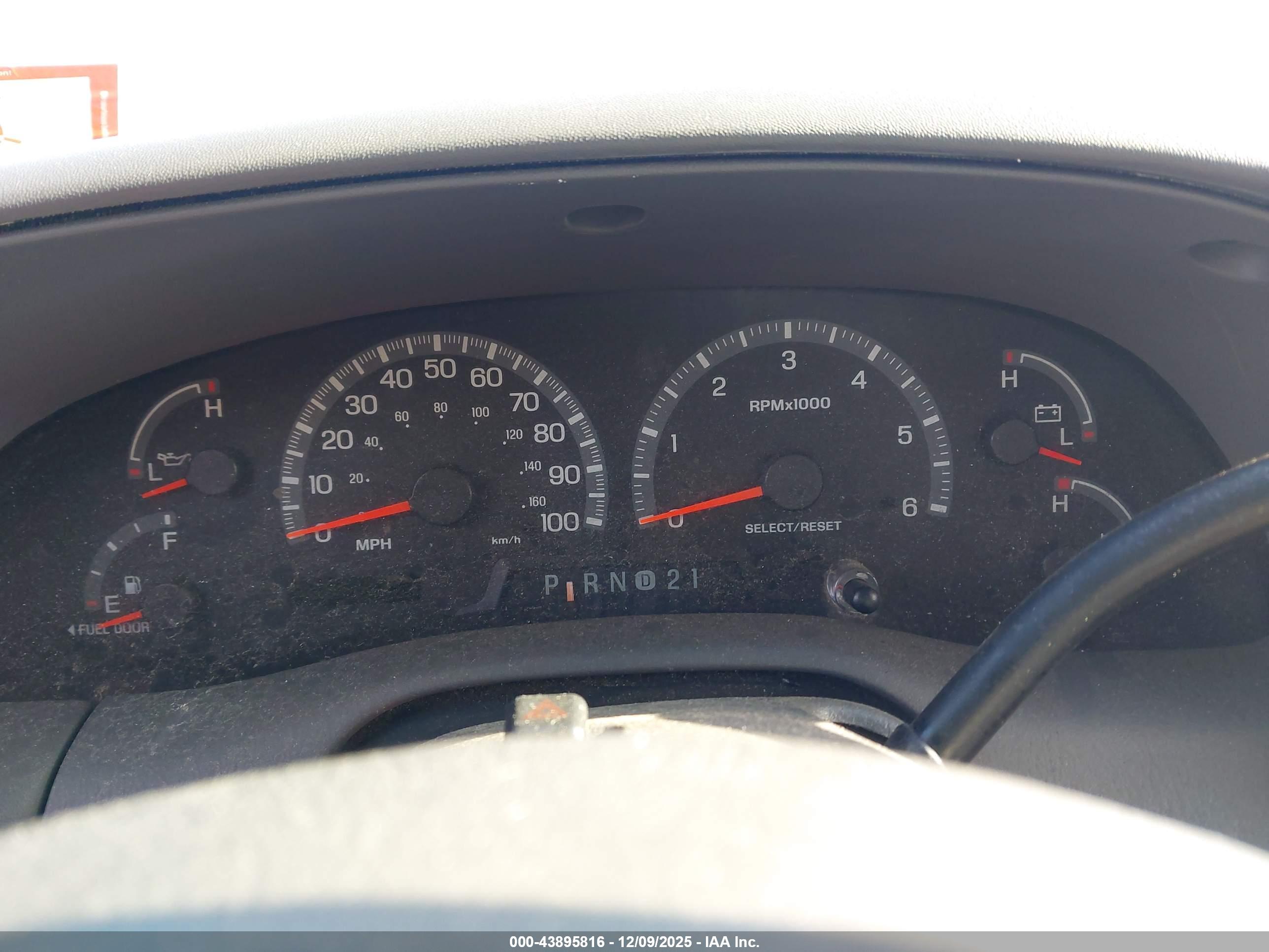 FORD F-150 image 7