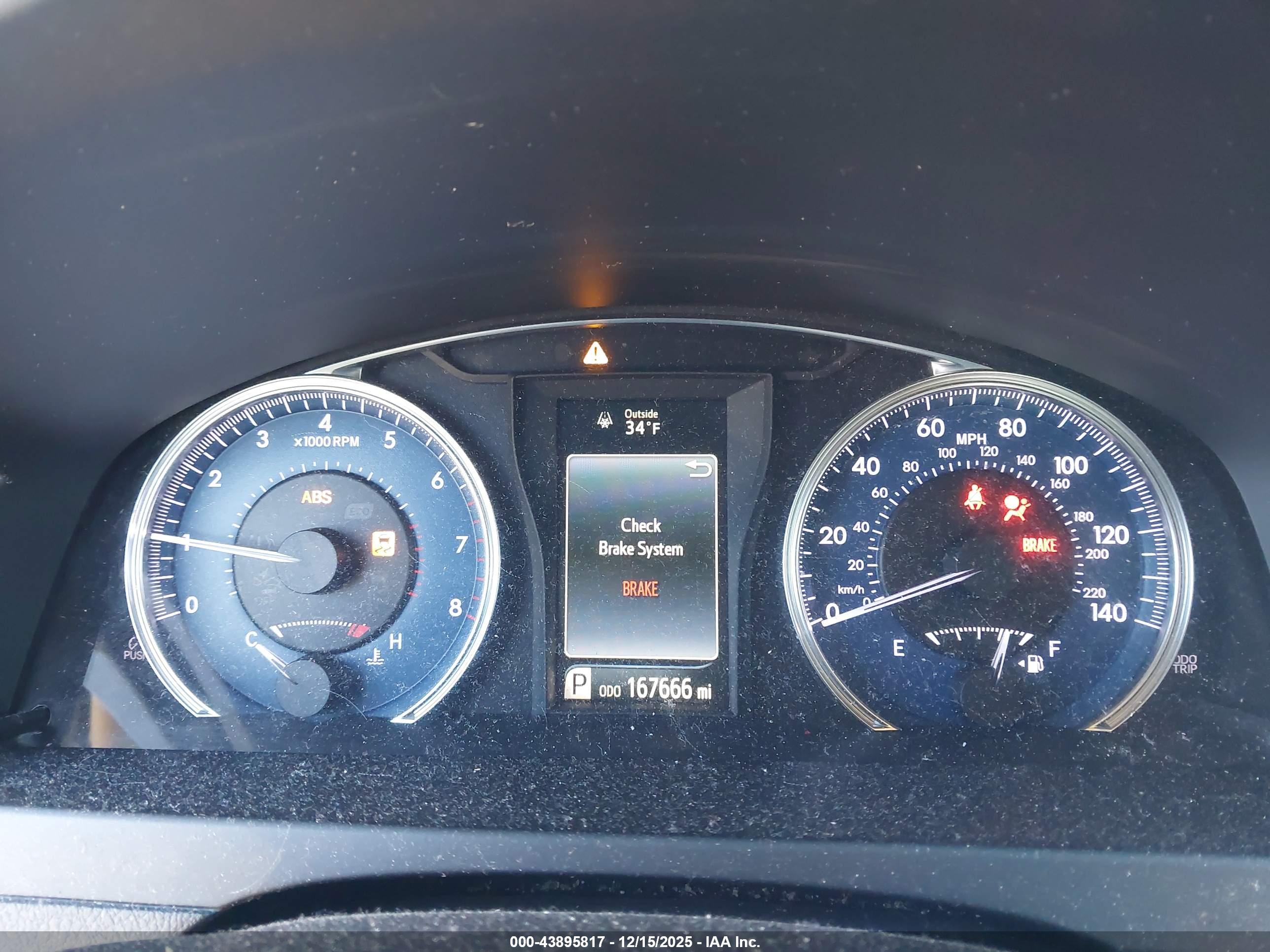 TOYOTA CAMRY image 7