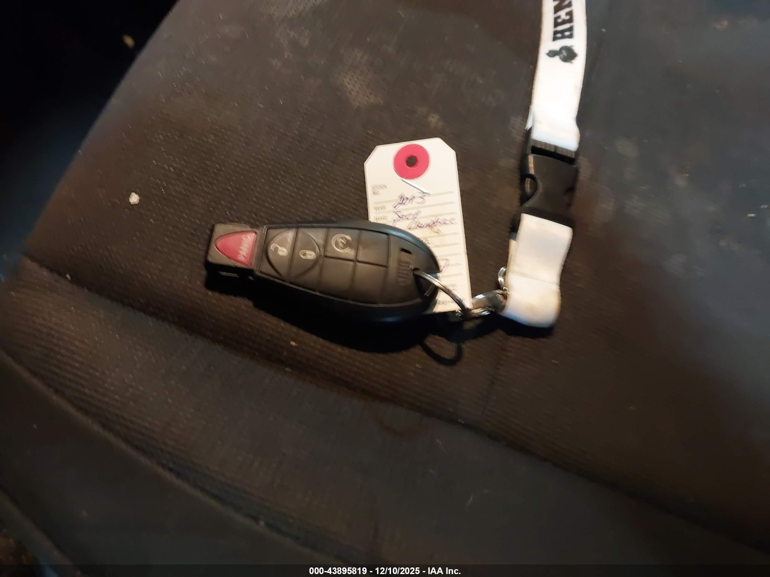 JEEP GRAND image 11