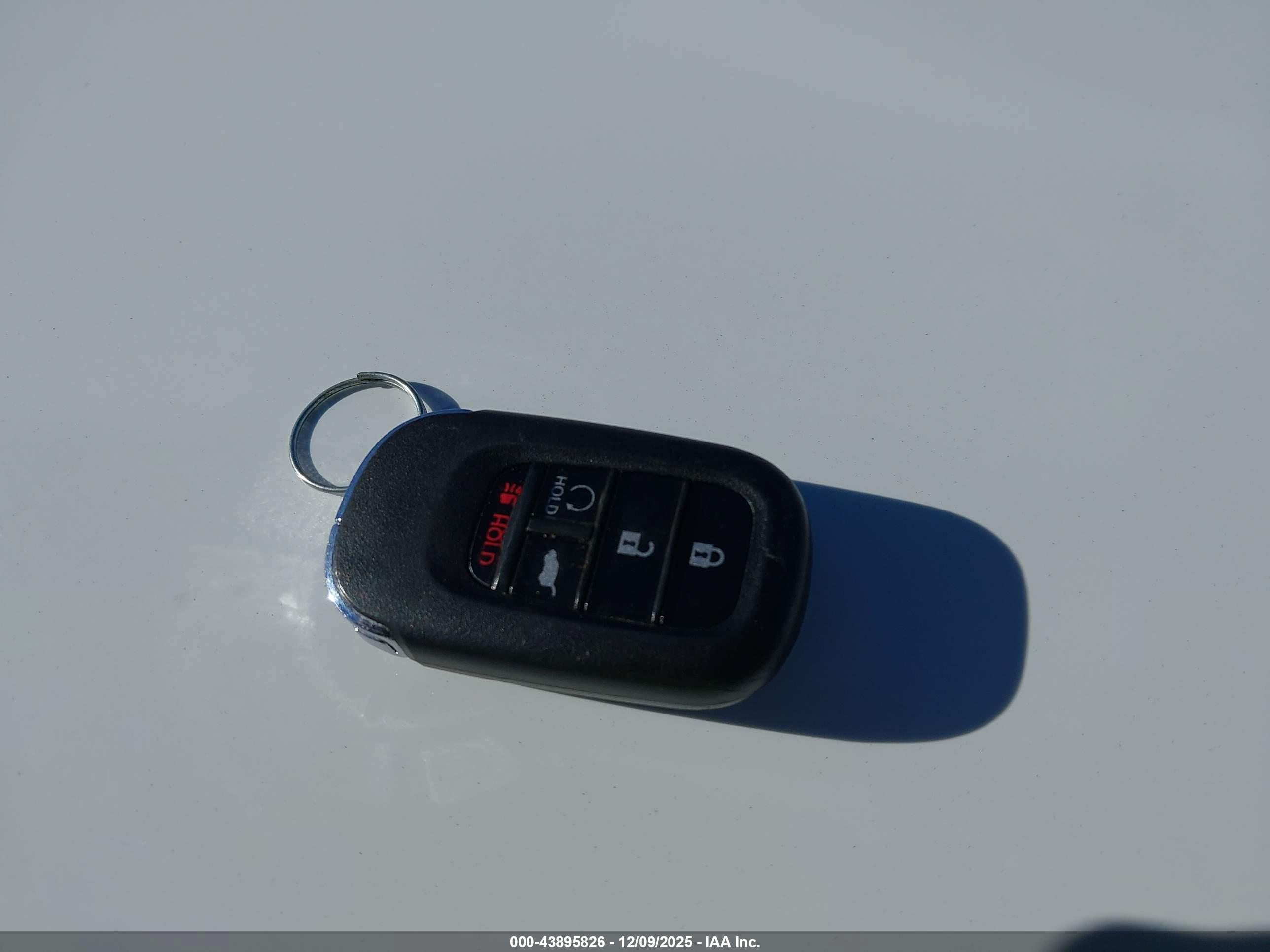 HONDA CR-V image 11