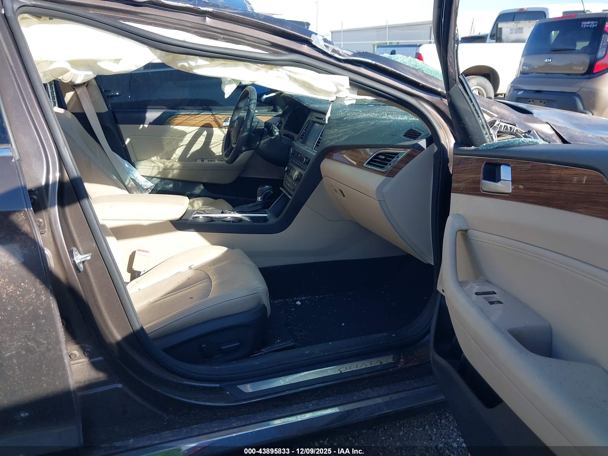 HYUNDAI SONATA image 5