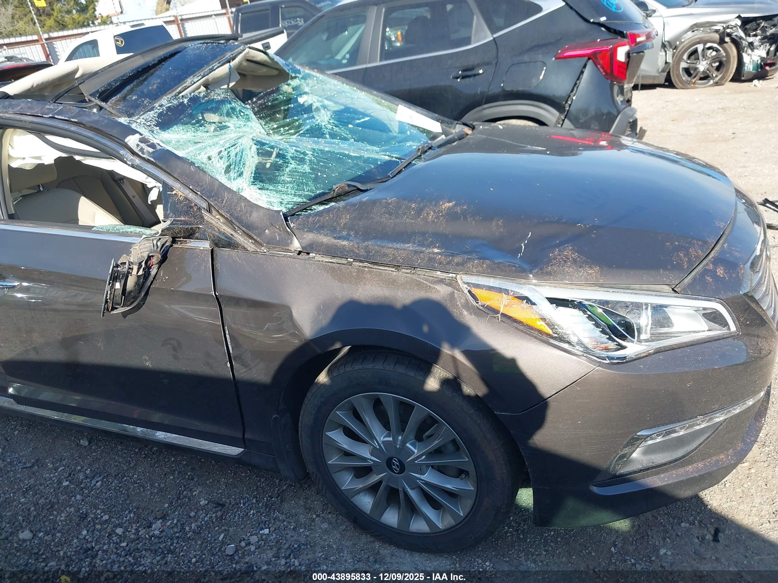HYUNDAI SONATA image 6