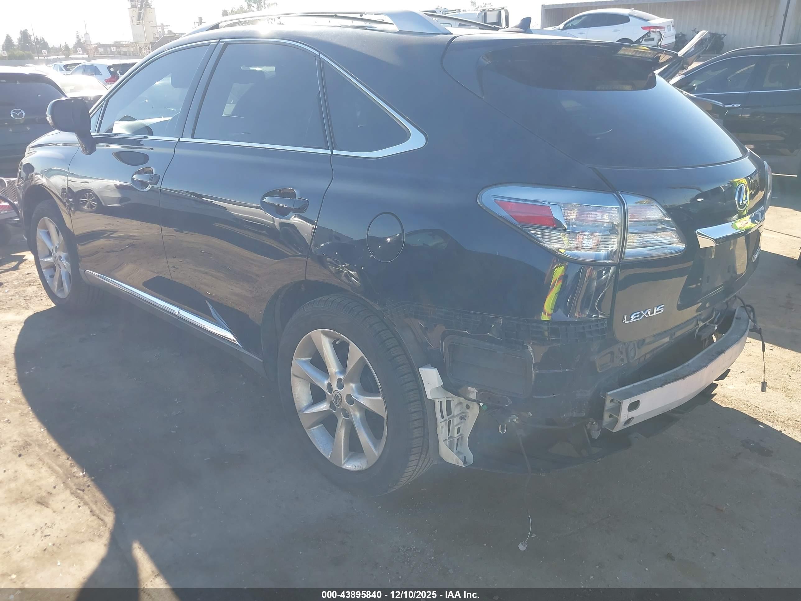 LEXUS RX image 3