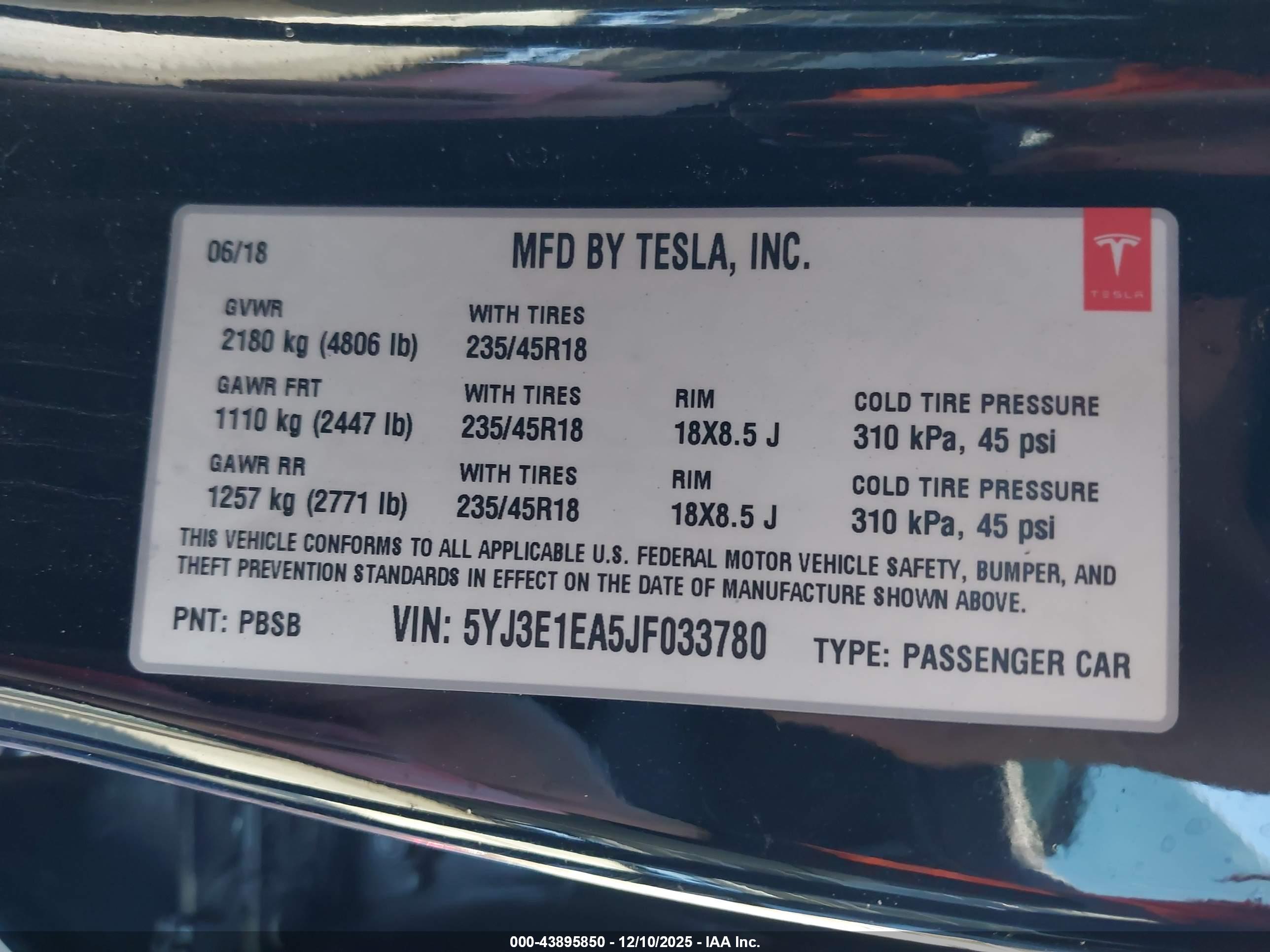 TESLA MODEL image 9