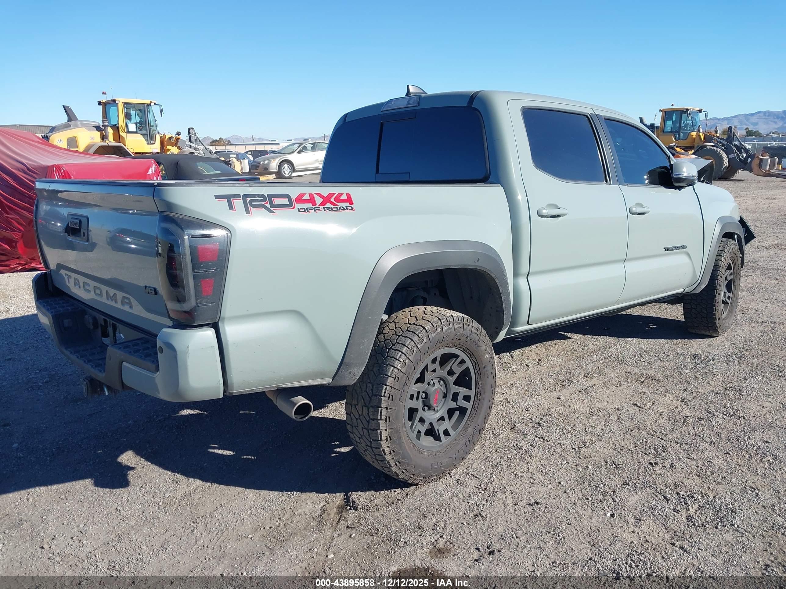 TOYOTA TACOMA image 4