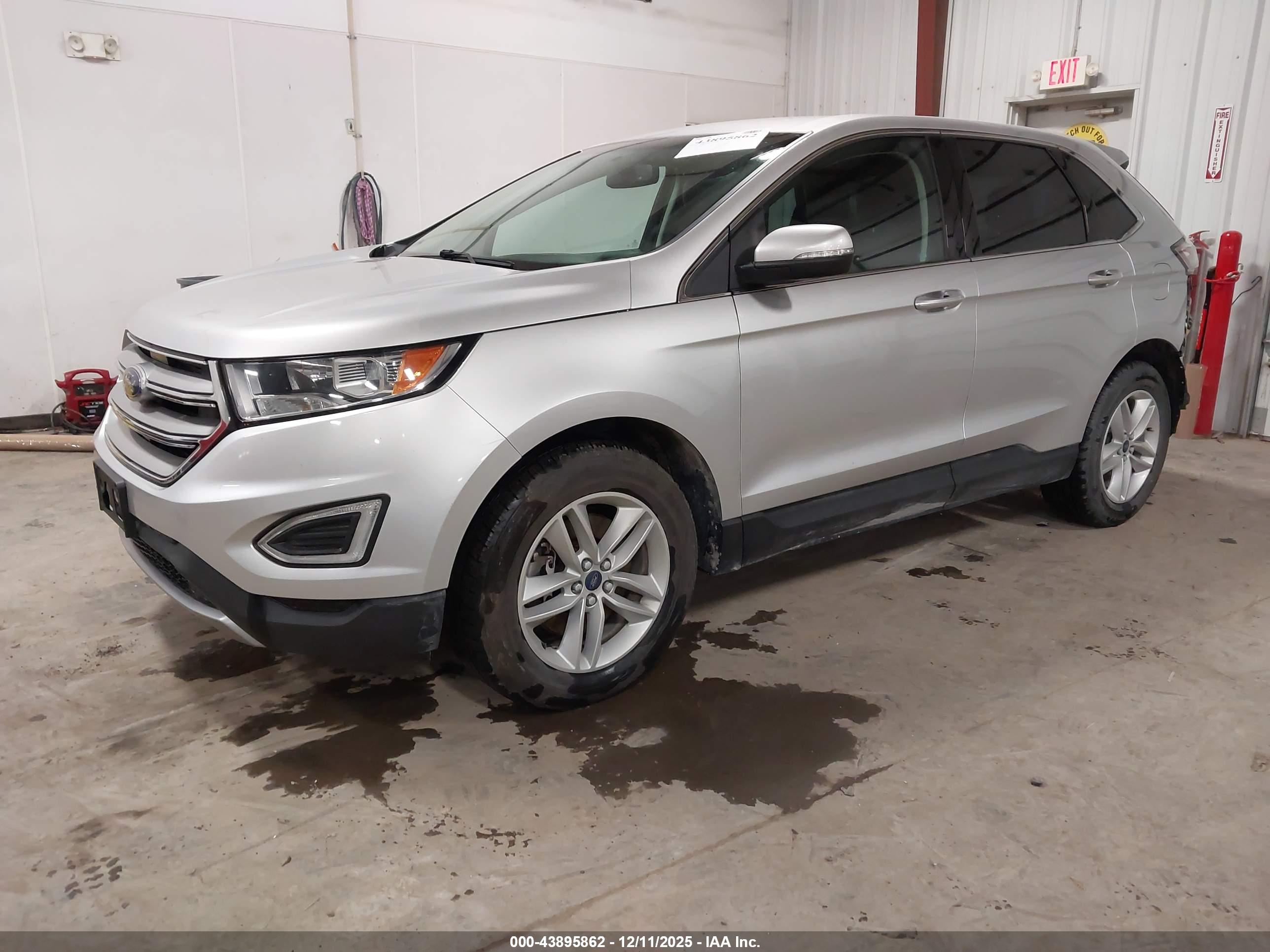 FORD EDGE image 2